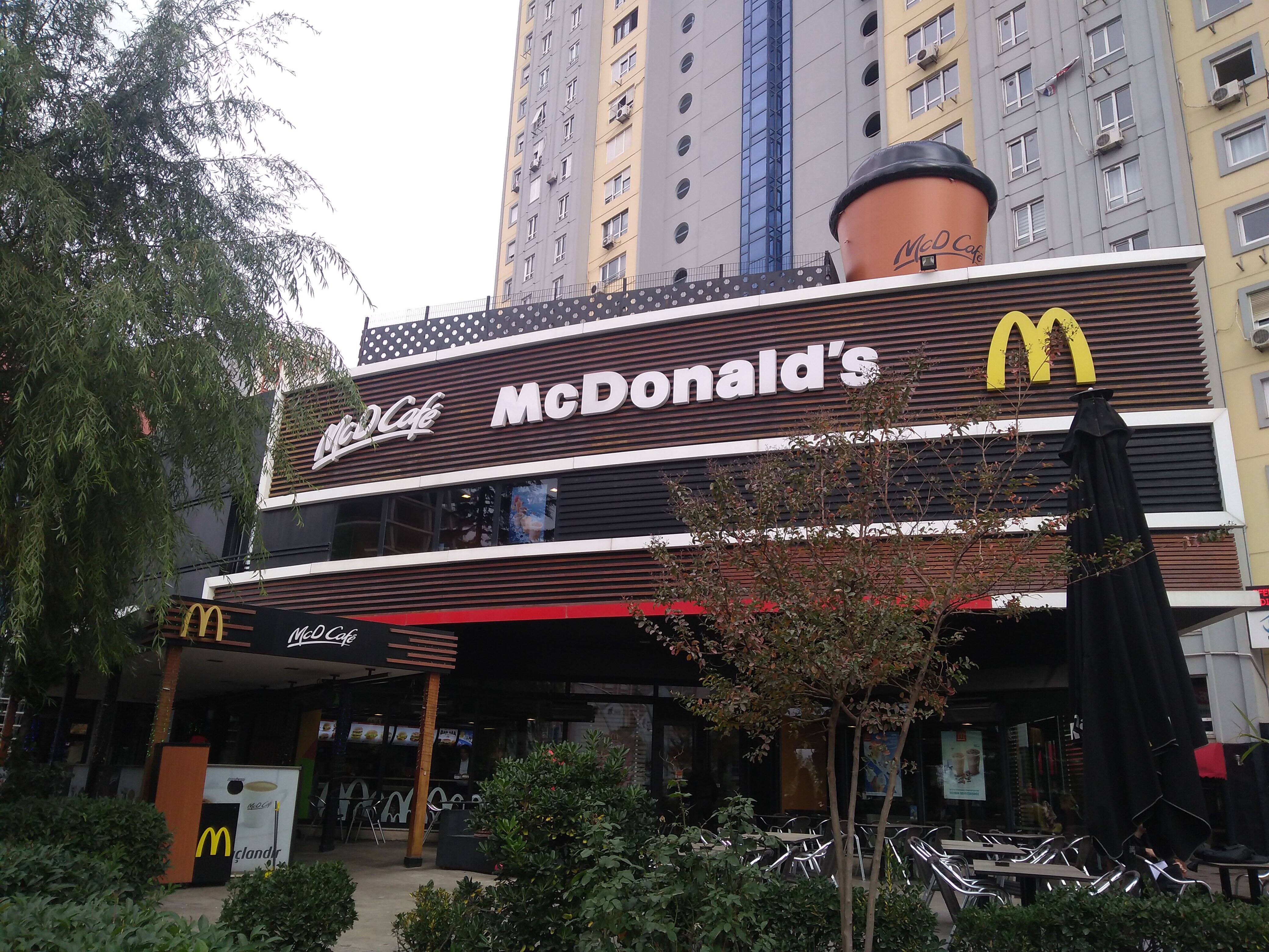 mcd cafe atasehir merkez istanbul