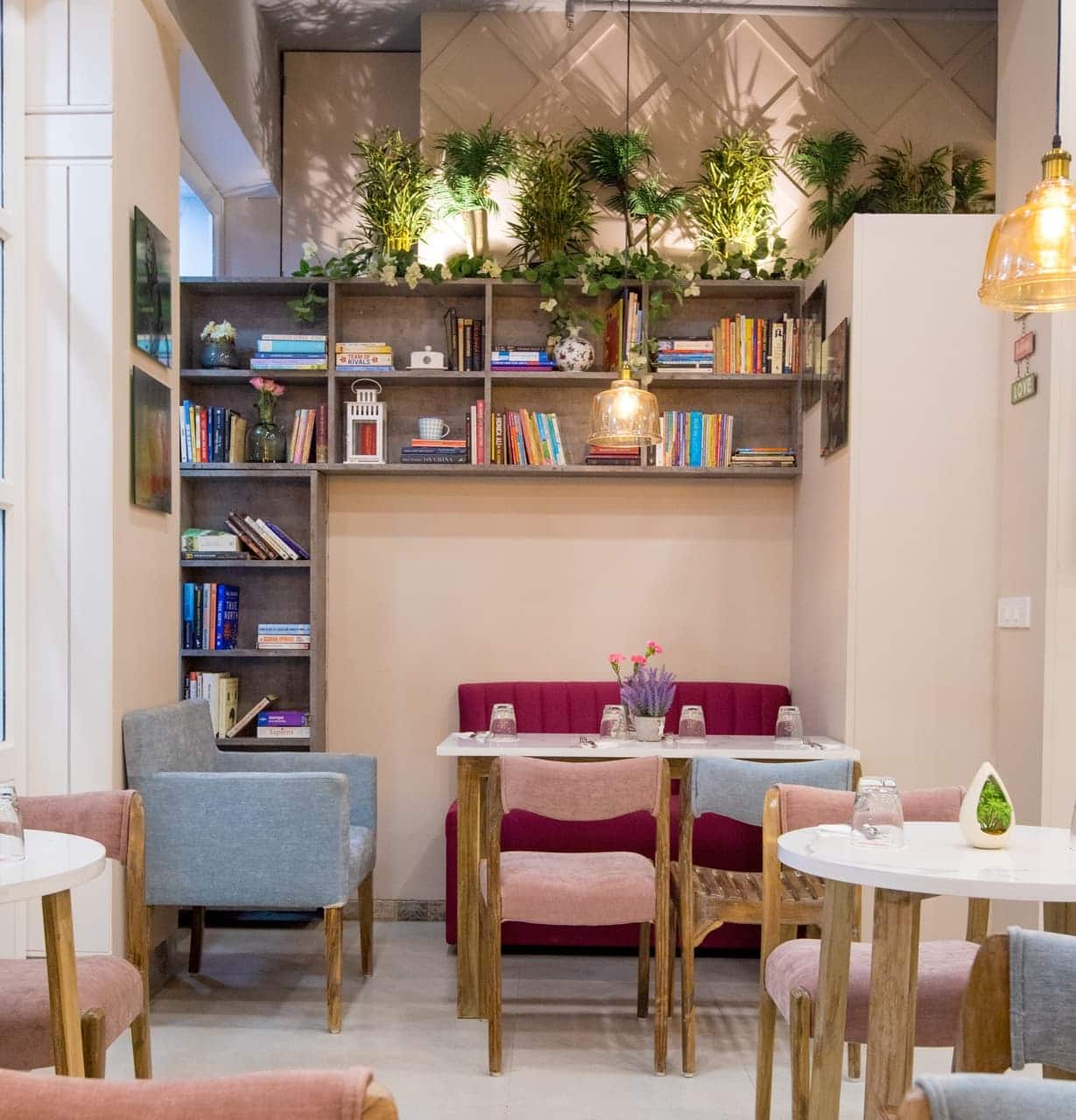all day breakfast, breakfast restaurants, breakfast cafes, breakfast spots, brunch places - Poetry by Love and Cheesecake - img1