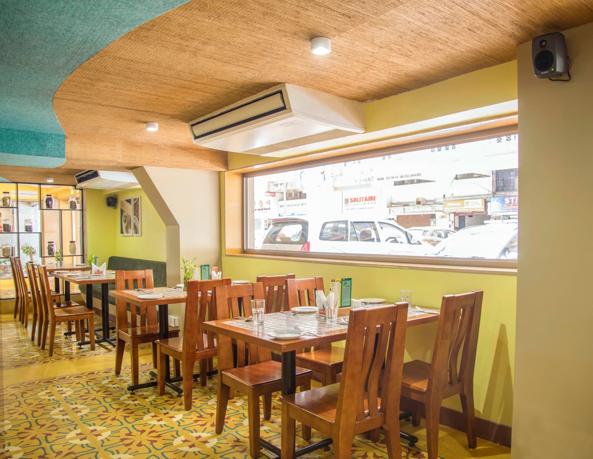 Restaurant image