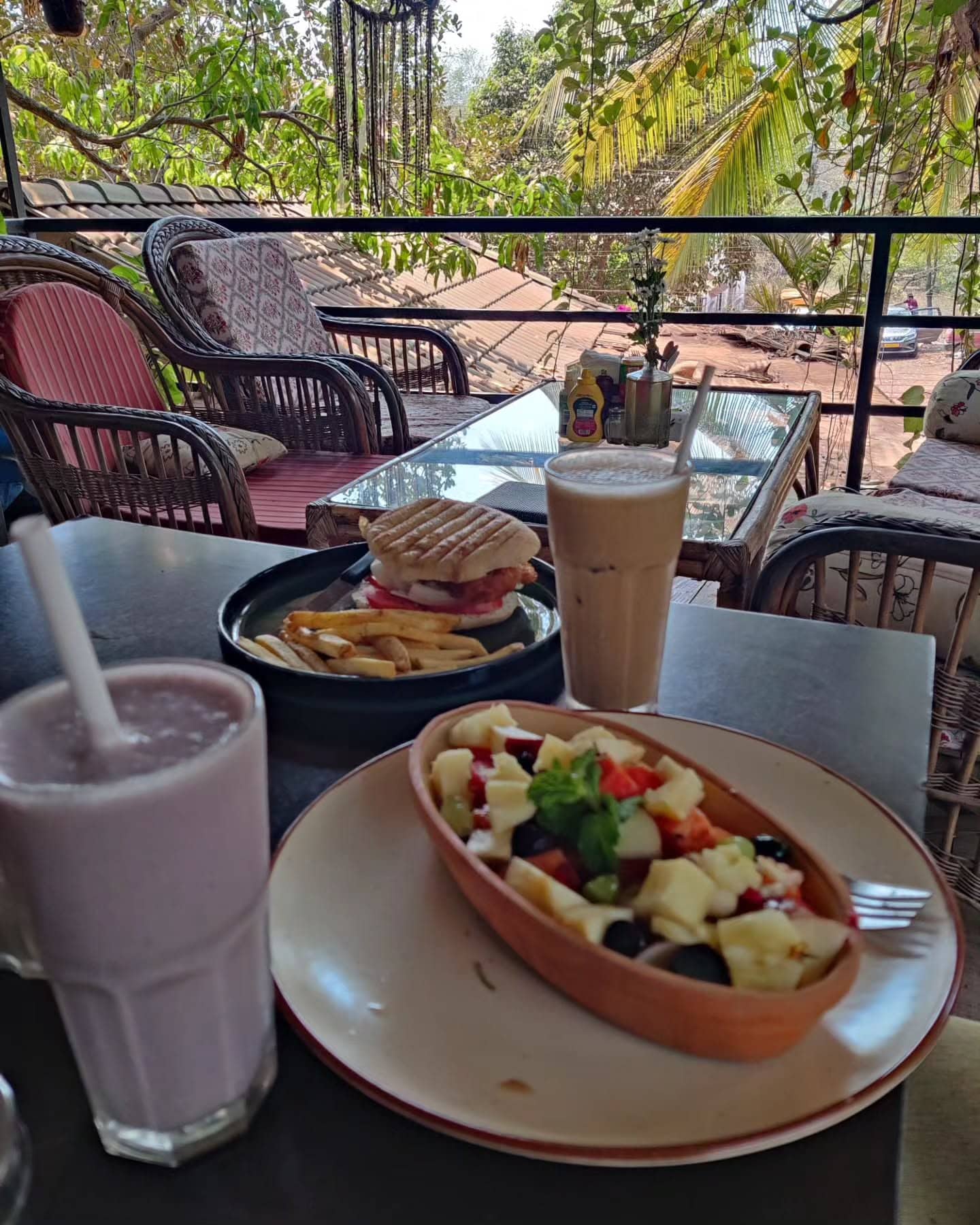 cafes, outdoor cafe near me, outdoor cafes, cafe outdoor seating, cafe with outdoor seating near me - Jackfruit Tree Cafe & Restaurant - img4