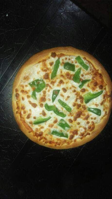 Lavanya Pizza