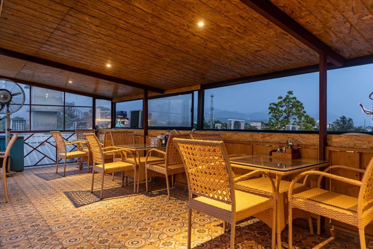 Restaurant image