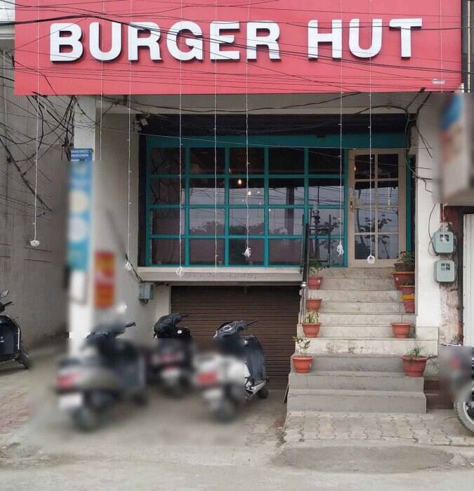 Burger Hut 1313