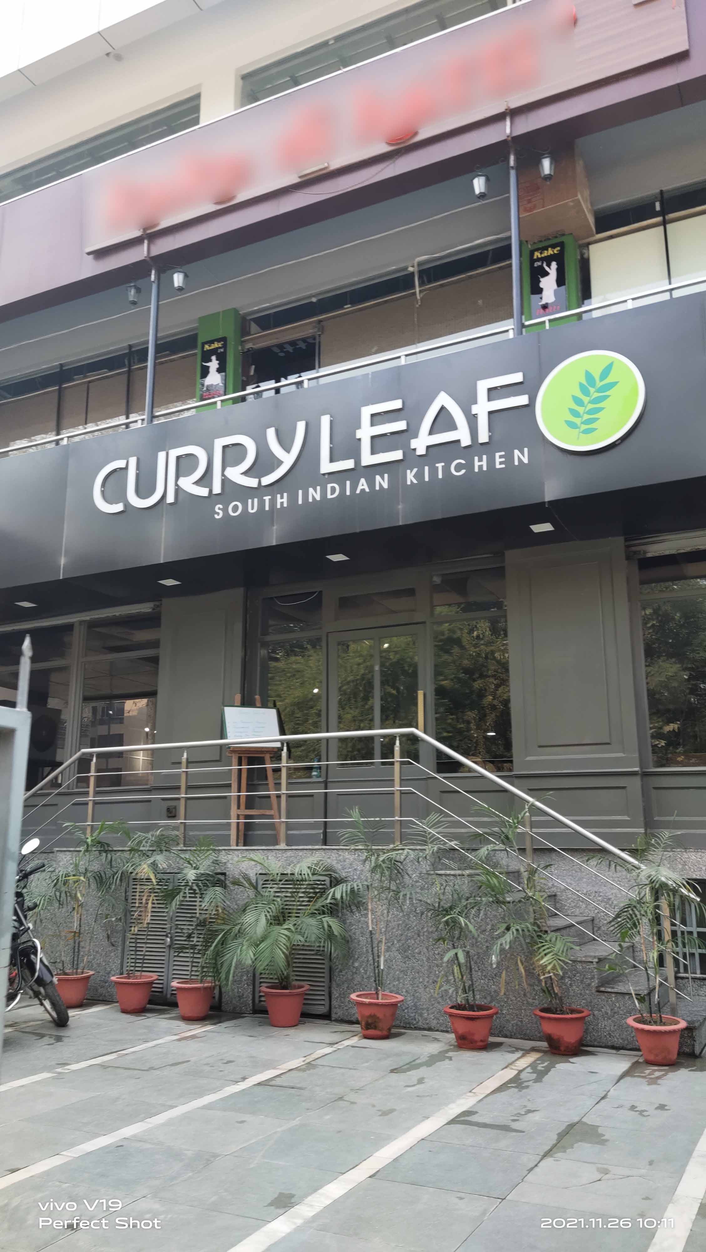 Curry deals leaf restaurant