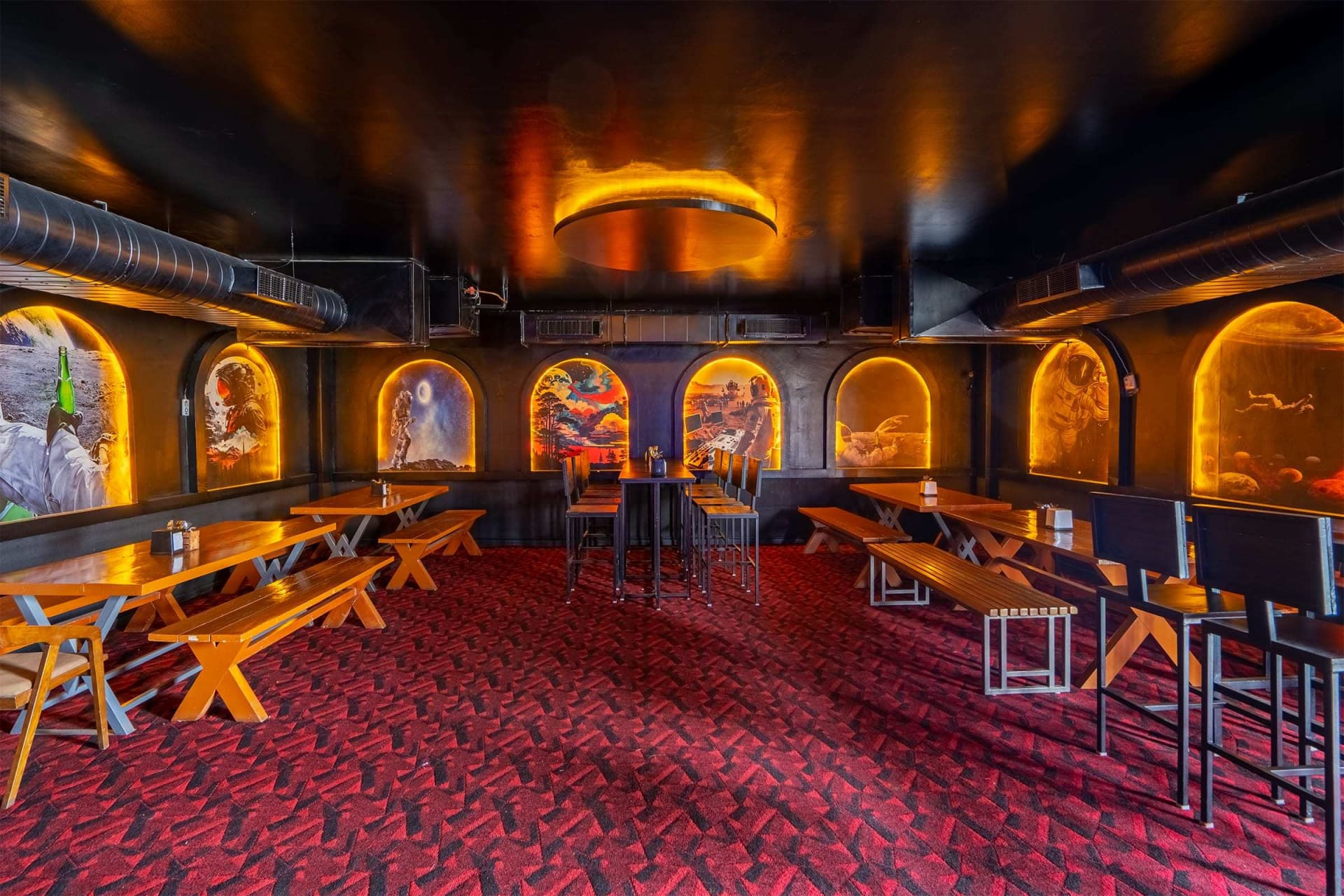 Restaurant image