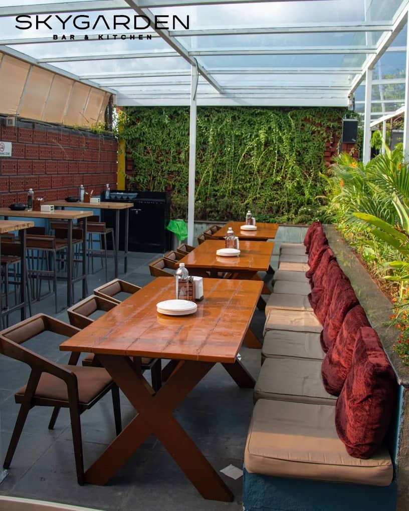 rooftop restaurants, rooftop dining, rooftop cafes, rooftop bars, terrace restaurants, open air restaurants, restaurants with a view - Sky Garden - img1