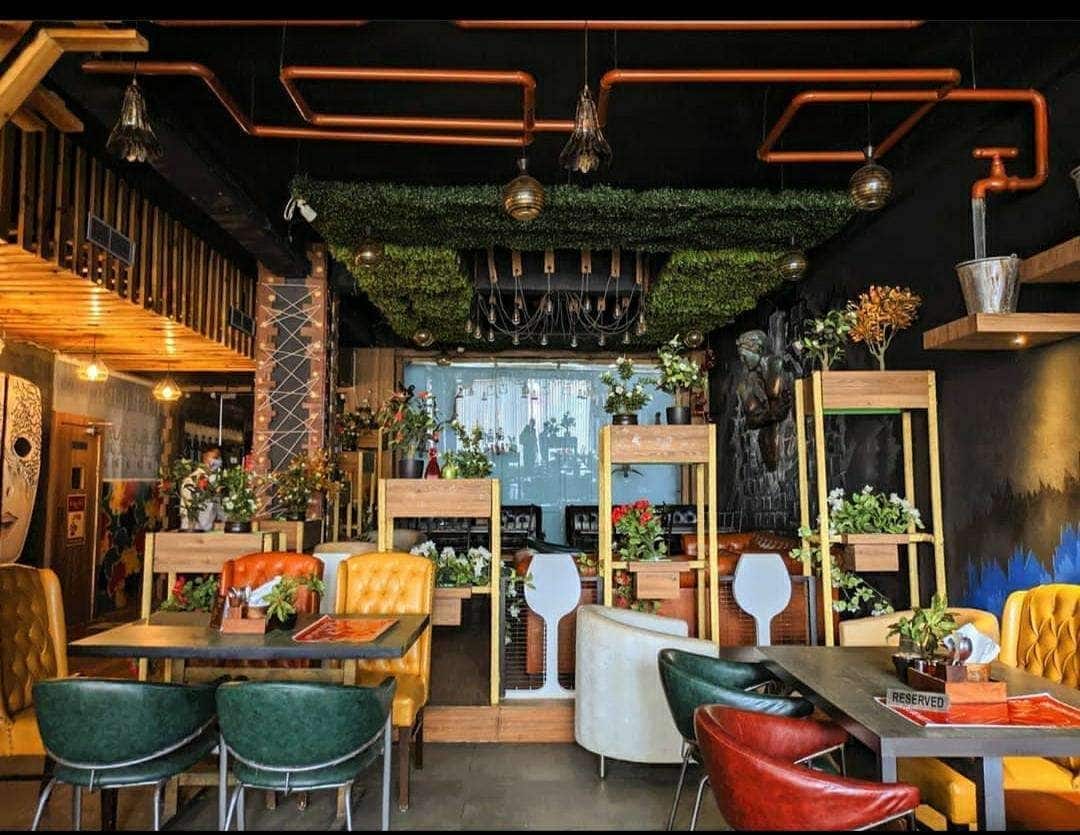 Restaurant image