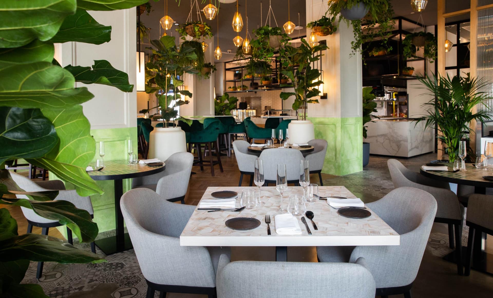 Restaurant image