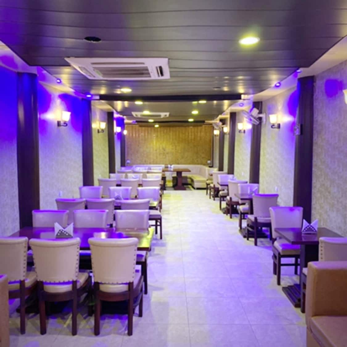 Signature The Cafe Restro, Haldwani Locality order online Zomato