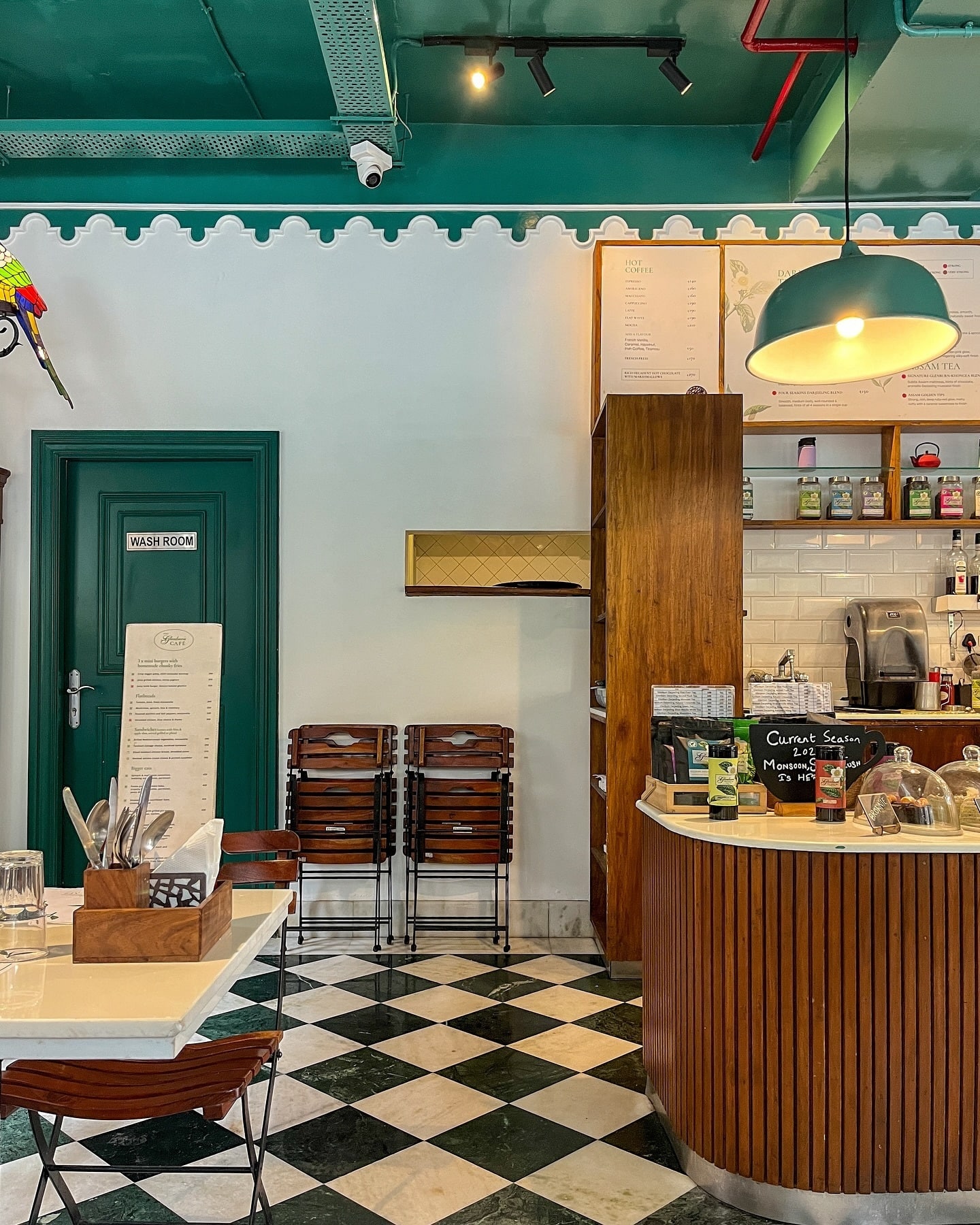 coffee places near me, cafe nearby, coffee house near me, cafes with wifi, coffee places - The Glenburn Cafe - img5