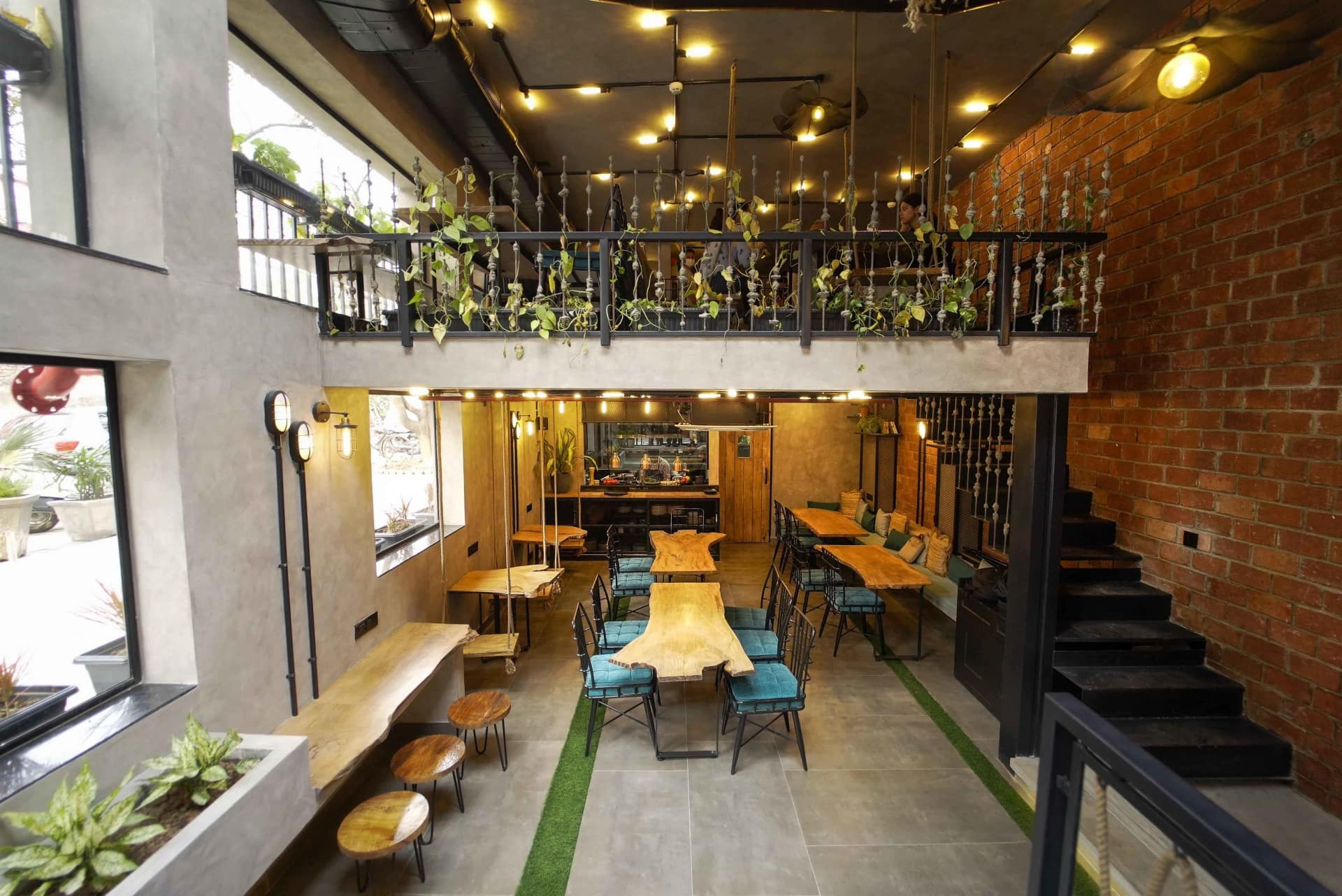 Restaurant image