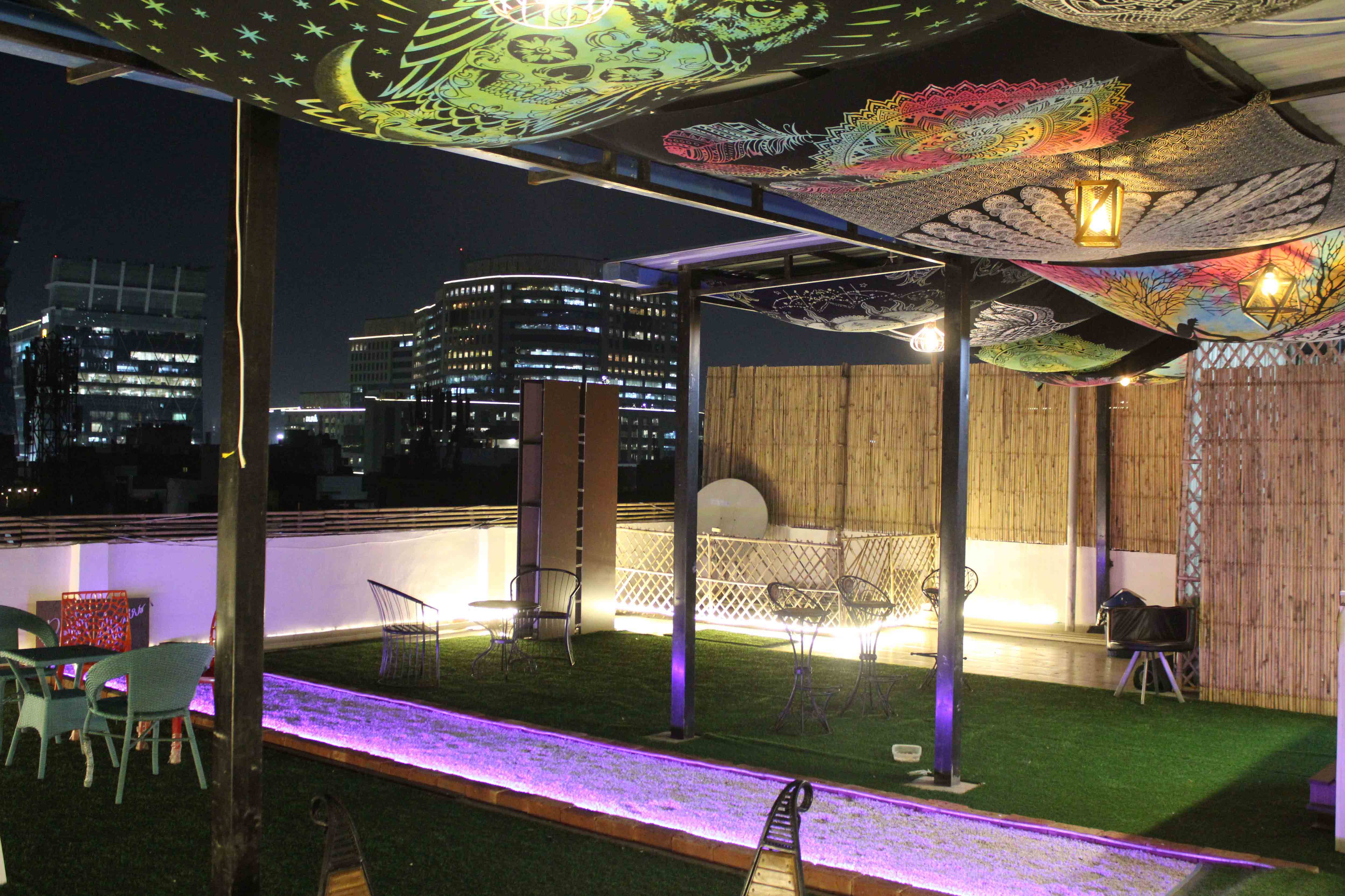 Rooftop Affairs, DLF Phase 3 order online Zomato