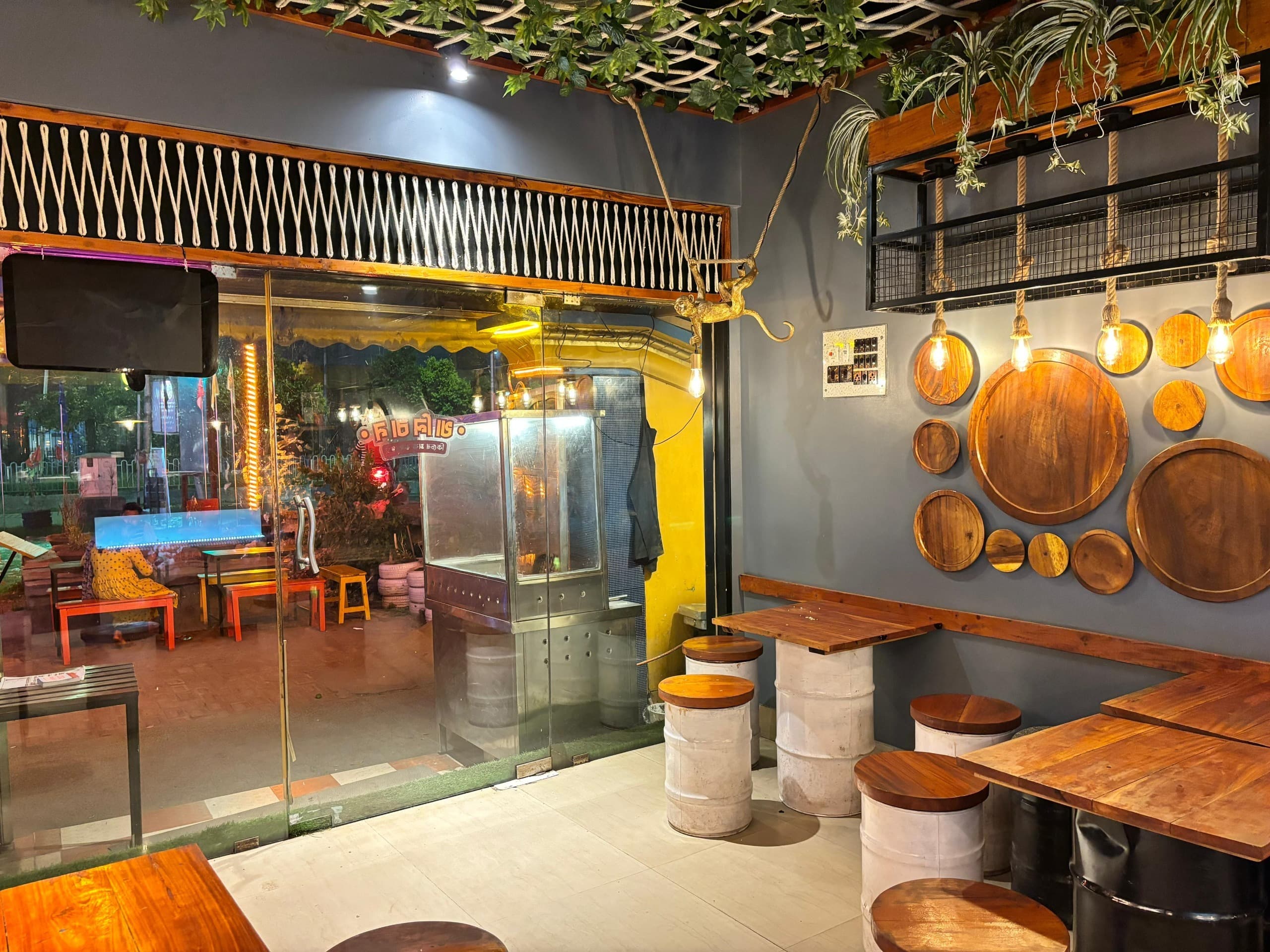 Restaurant image