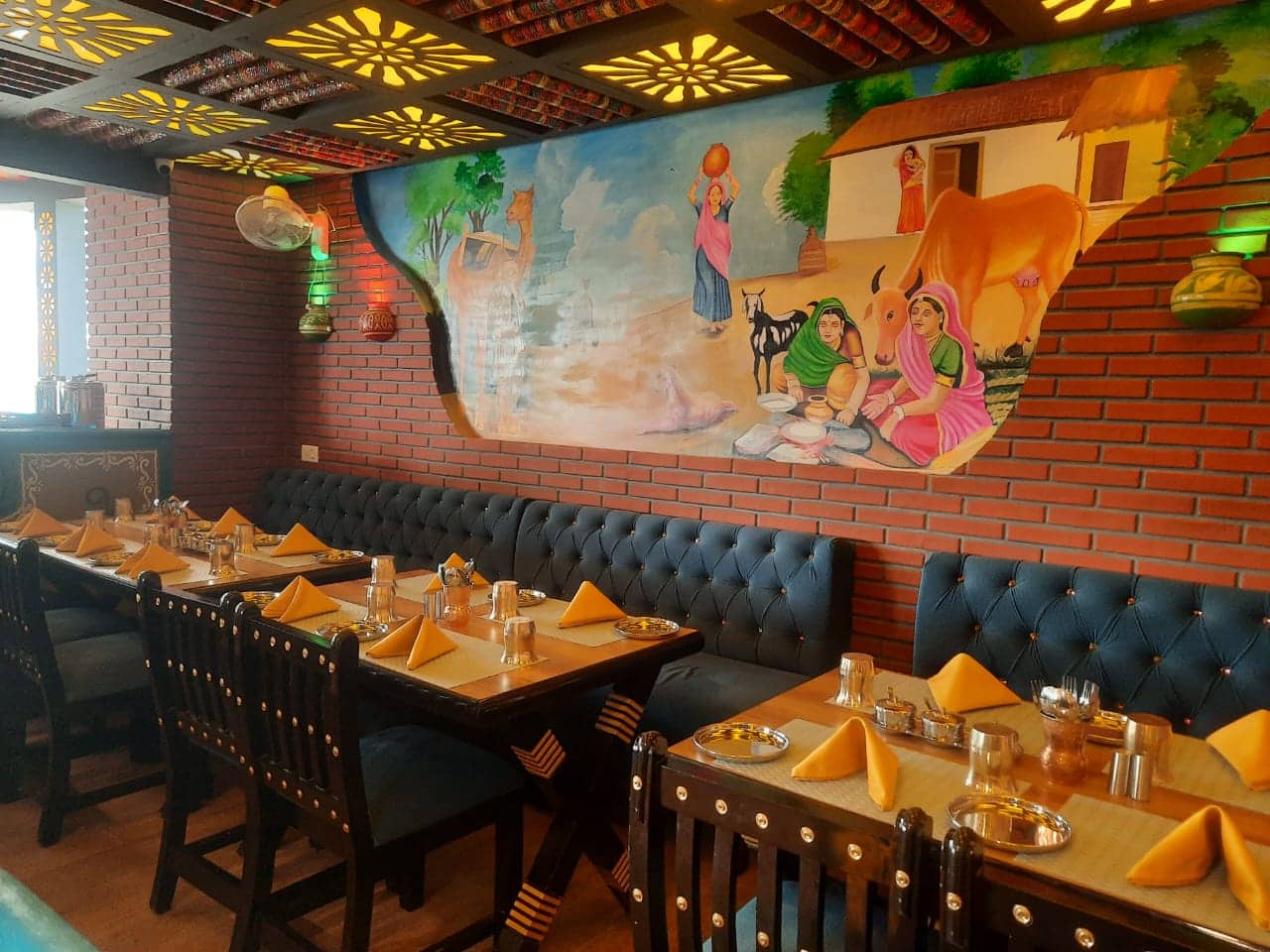 Restaurant image