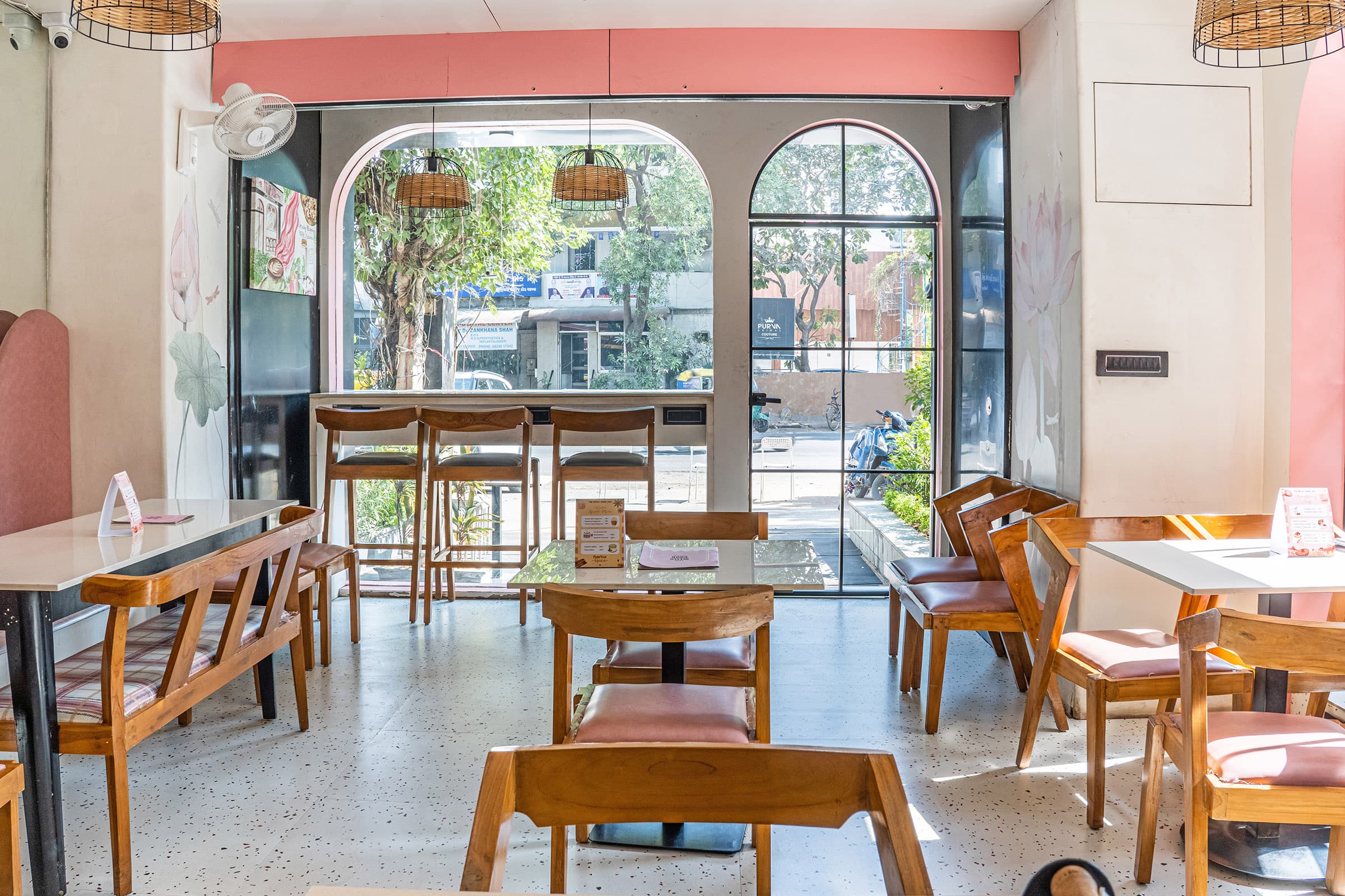aesthetic cafes, cafes near me, coffee shops near me, best cafes near me, cute cafes near me - The Messy Door Cafe - img5