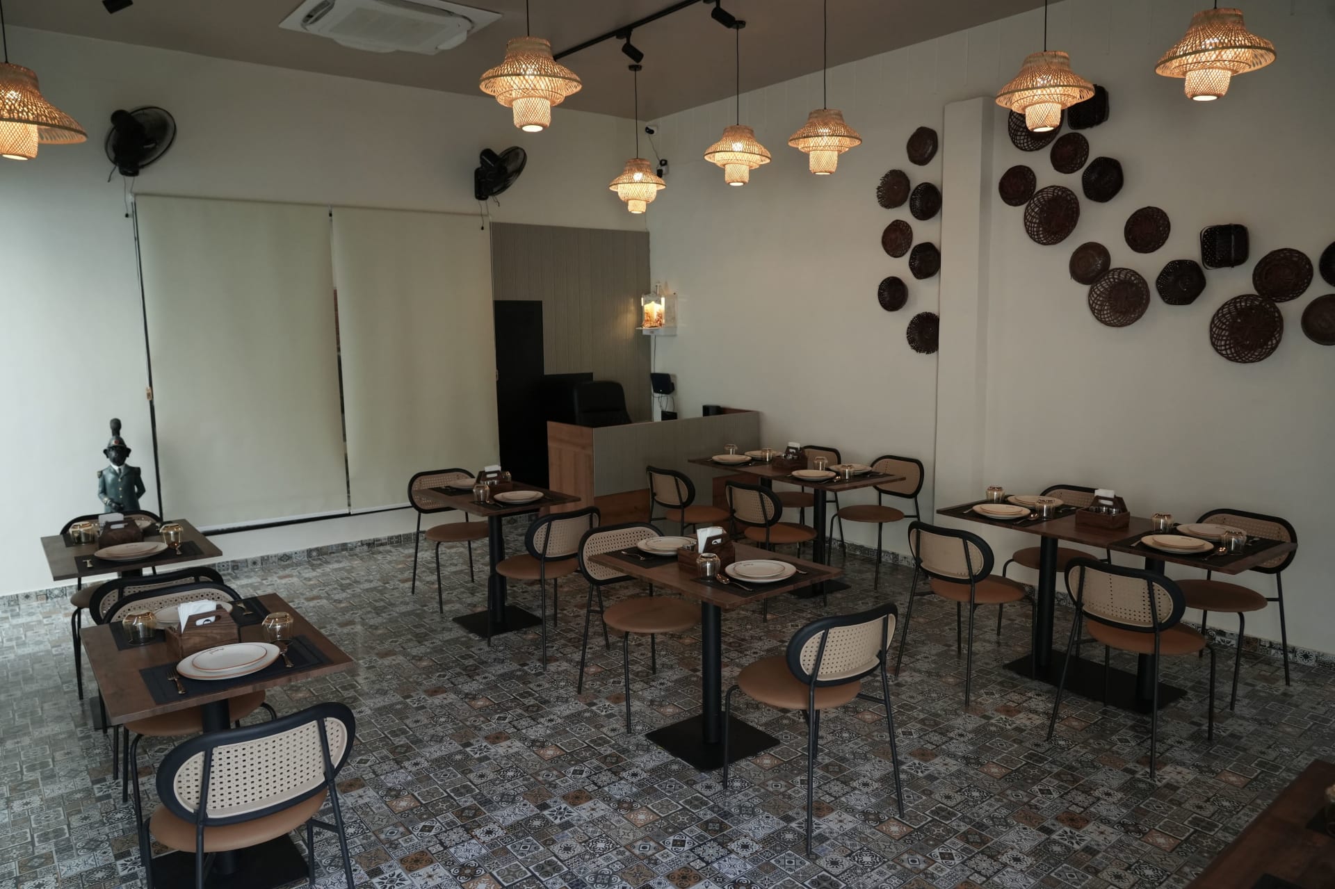 Restaurant image