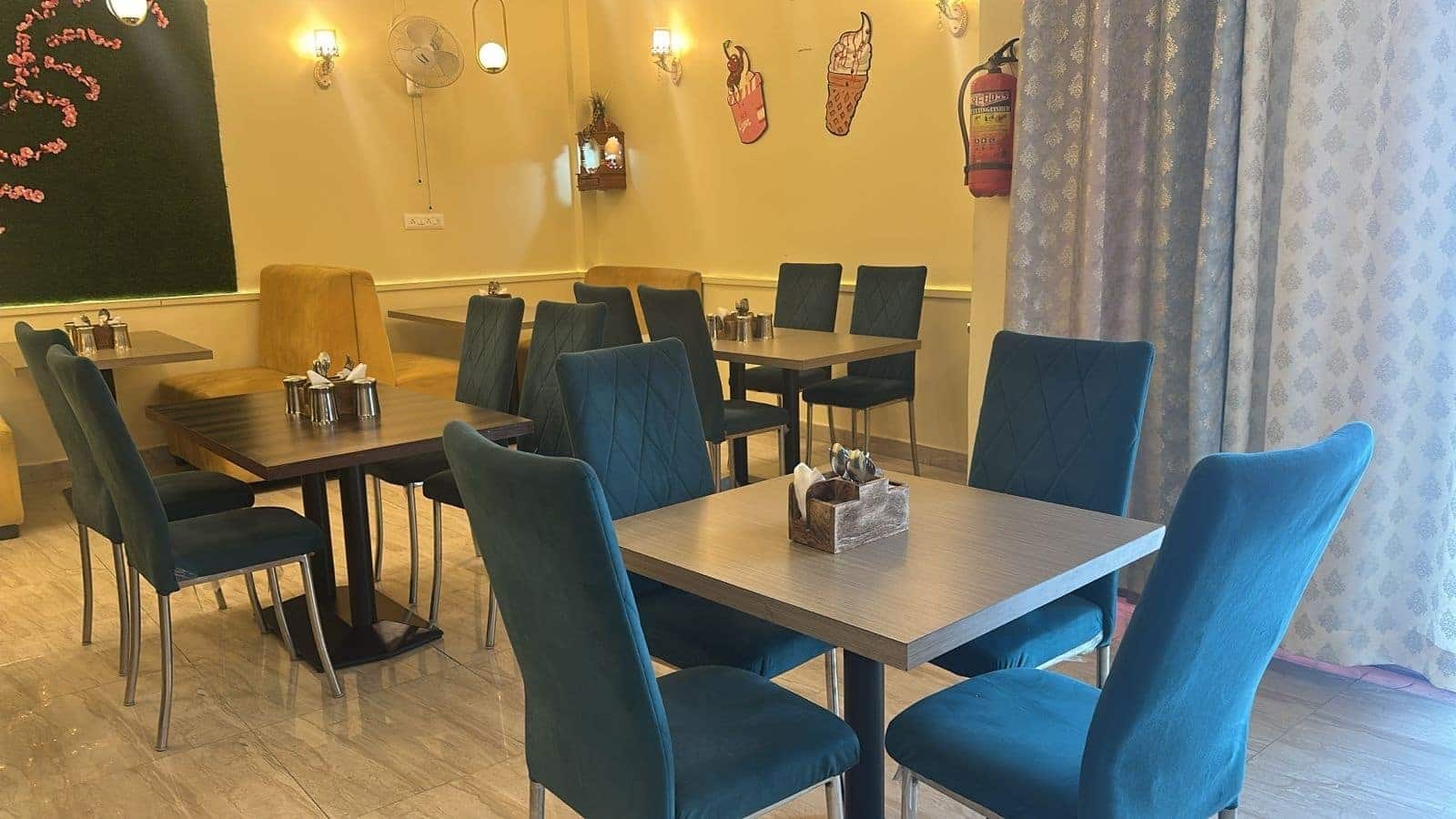 Restaurant image