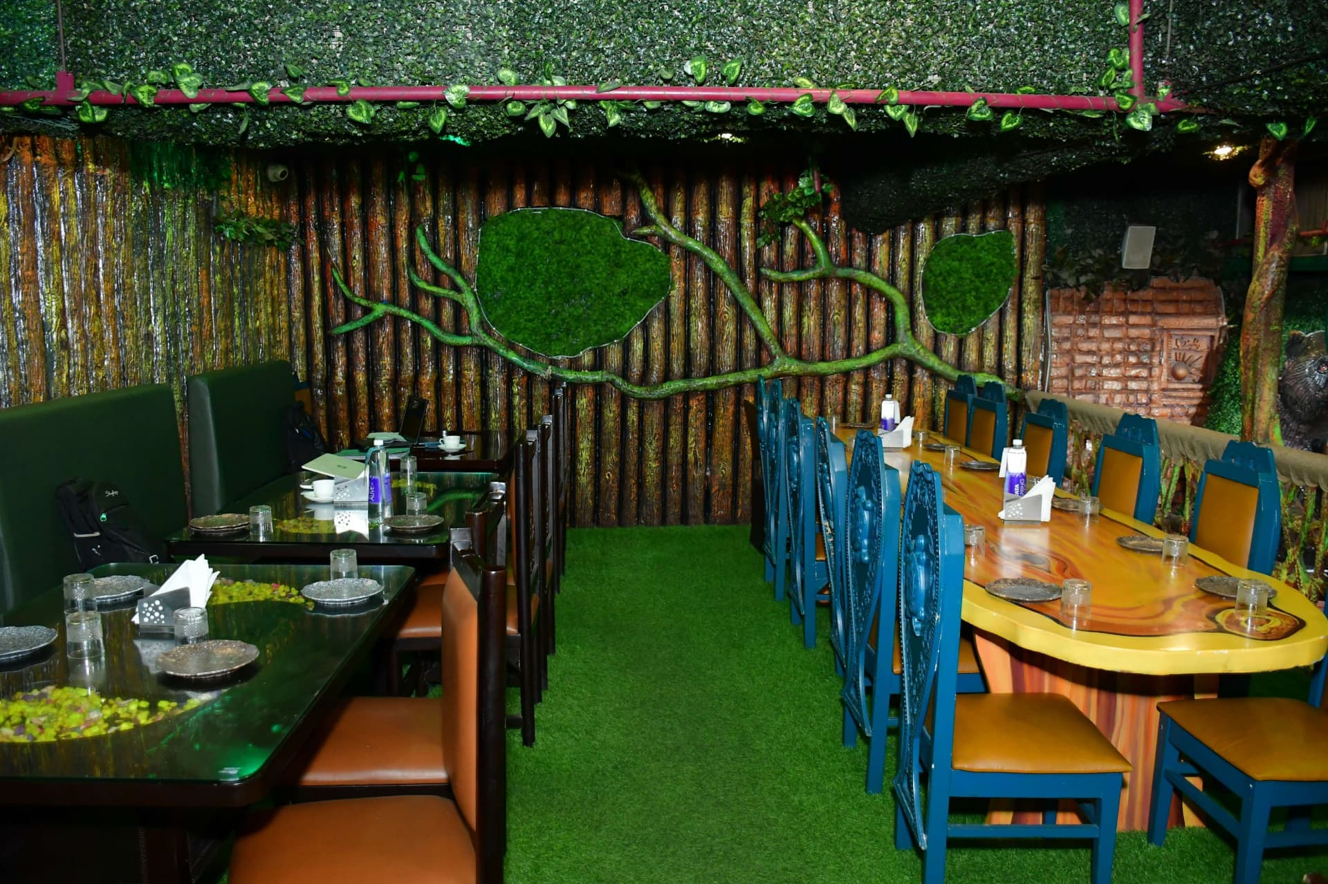Restaurant image
