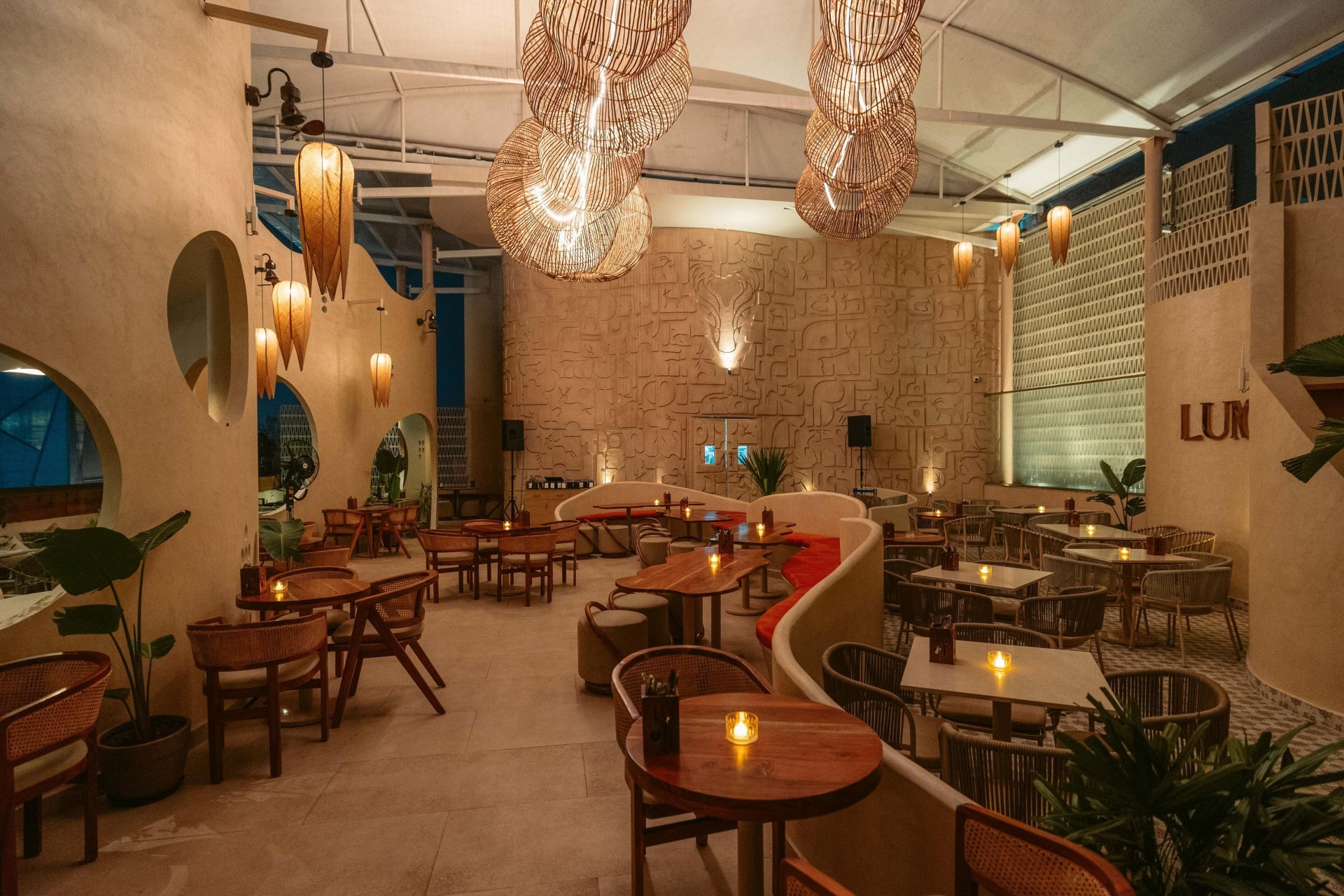 Restaurant image