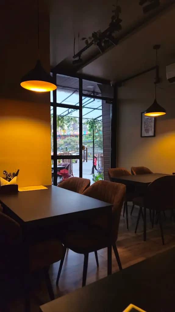 Restaurant image