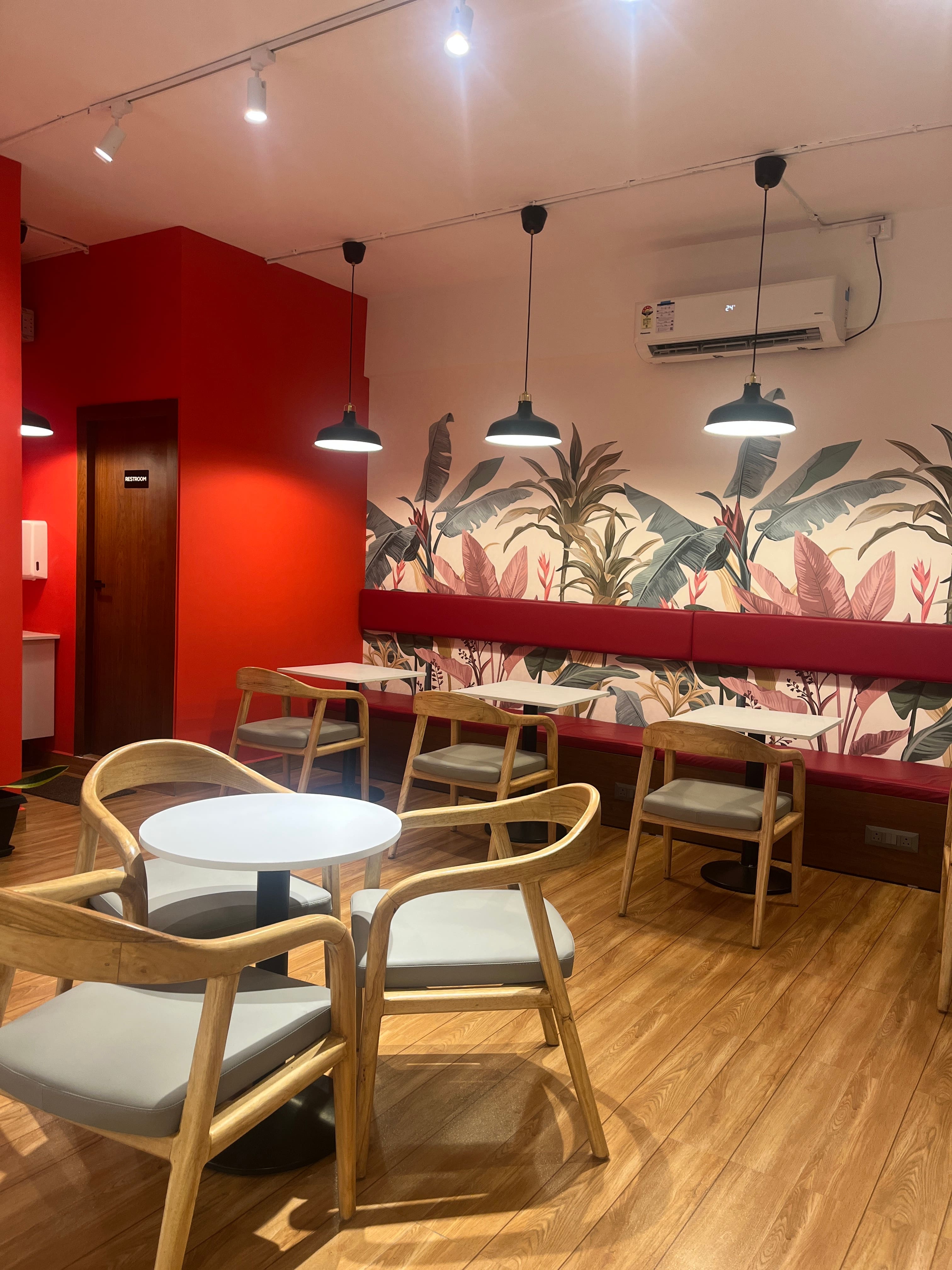 Restaurant image