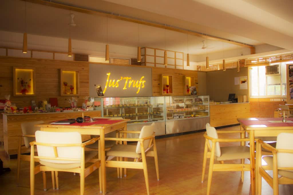 hot chocolate, hot cocoa, chocolate drinks, drinking chocolate, dessert cafe - Jus' Trufs - img3