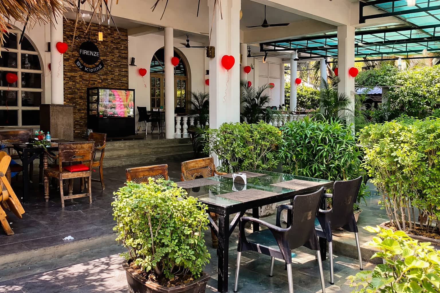 reservations recommended, reservation restaurants, restaurants with reservations - Kipling Cafe - img1