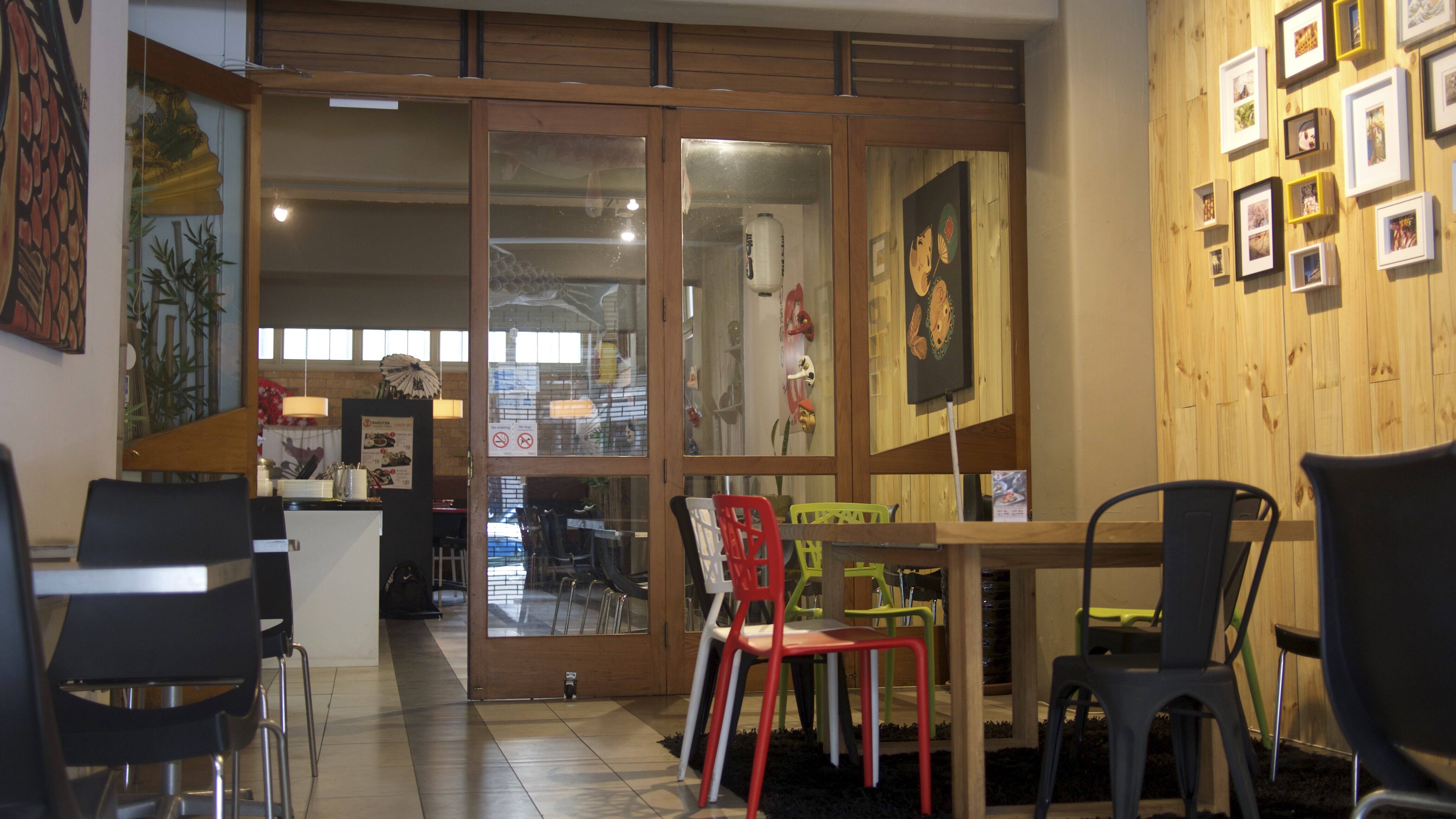 Rakuten Japanese Cuisine 楽伝 Menu