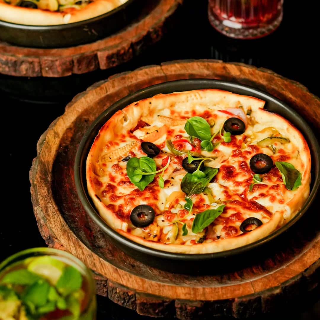 American restaurants, American food, burgers, steaks, sandwiches, American chopsuey - Out Of The Box - img4