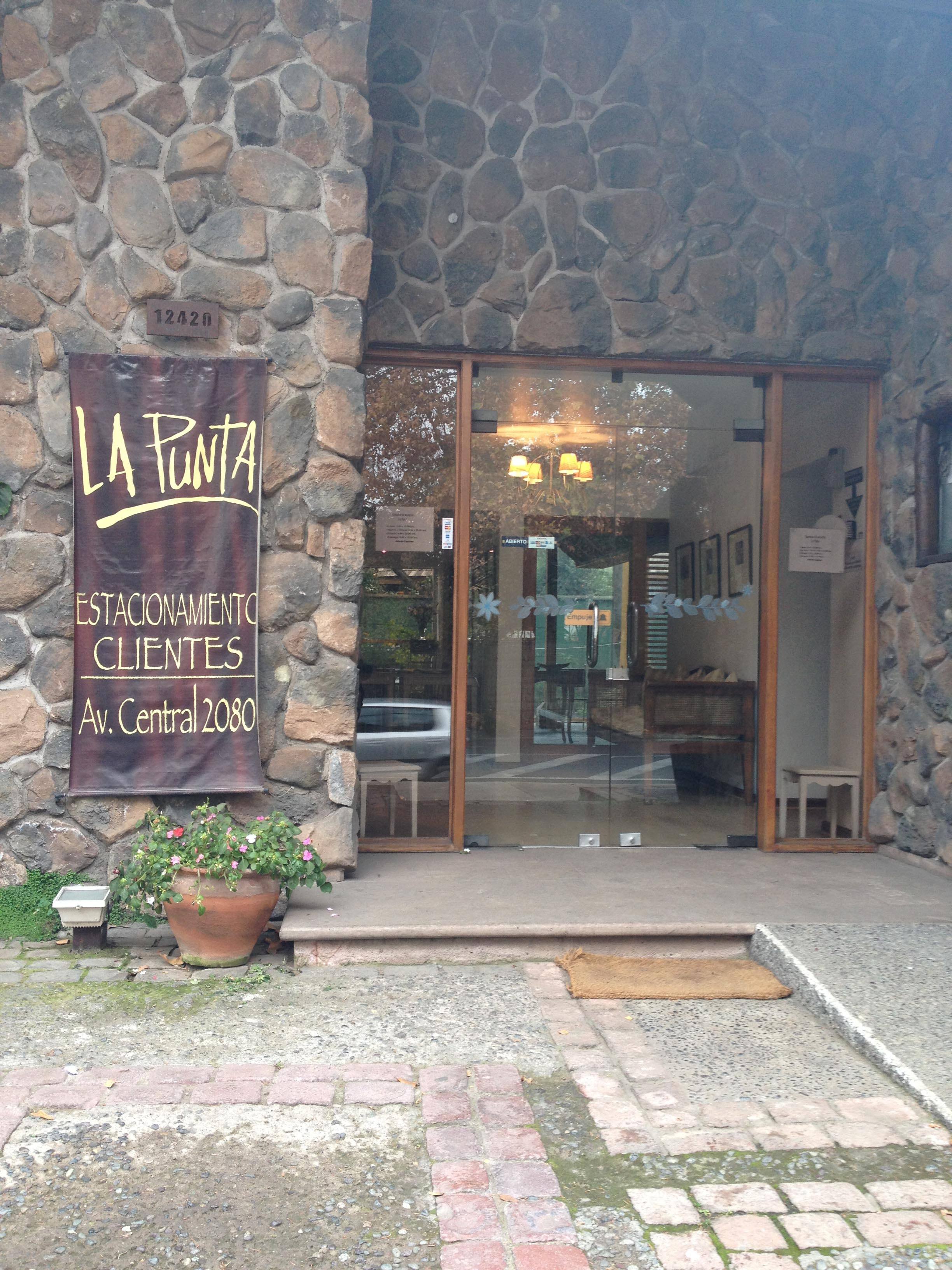 La Punta, Lo Barnechea, Santiago Zomato