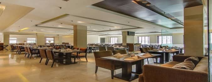 World Cafe Vibe By The Lalit Traveller Sector 35 - 