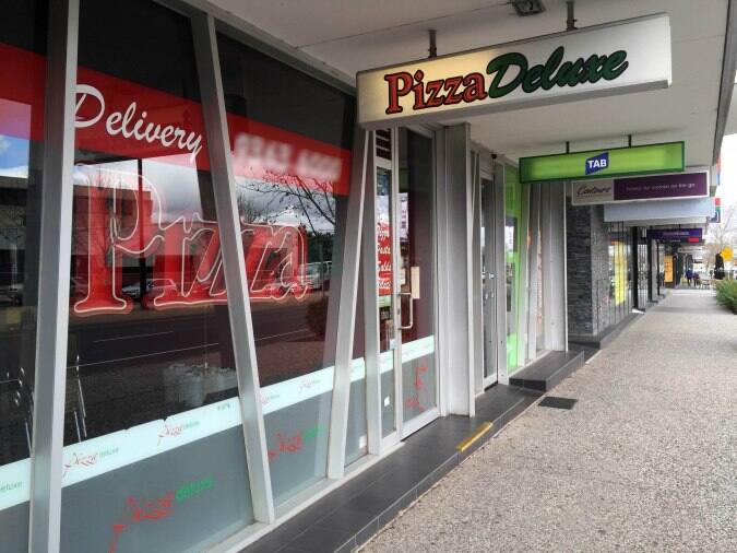 Pizza Deluxe, Caroline Springs, Melbourne Zomato