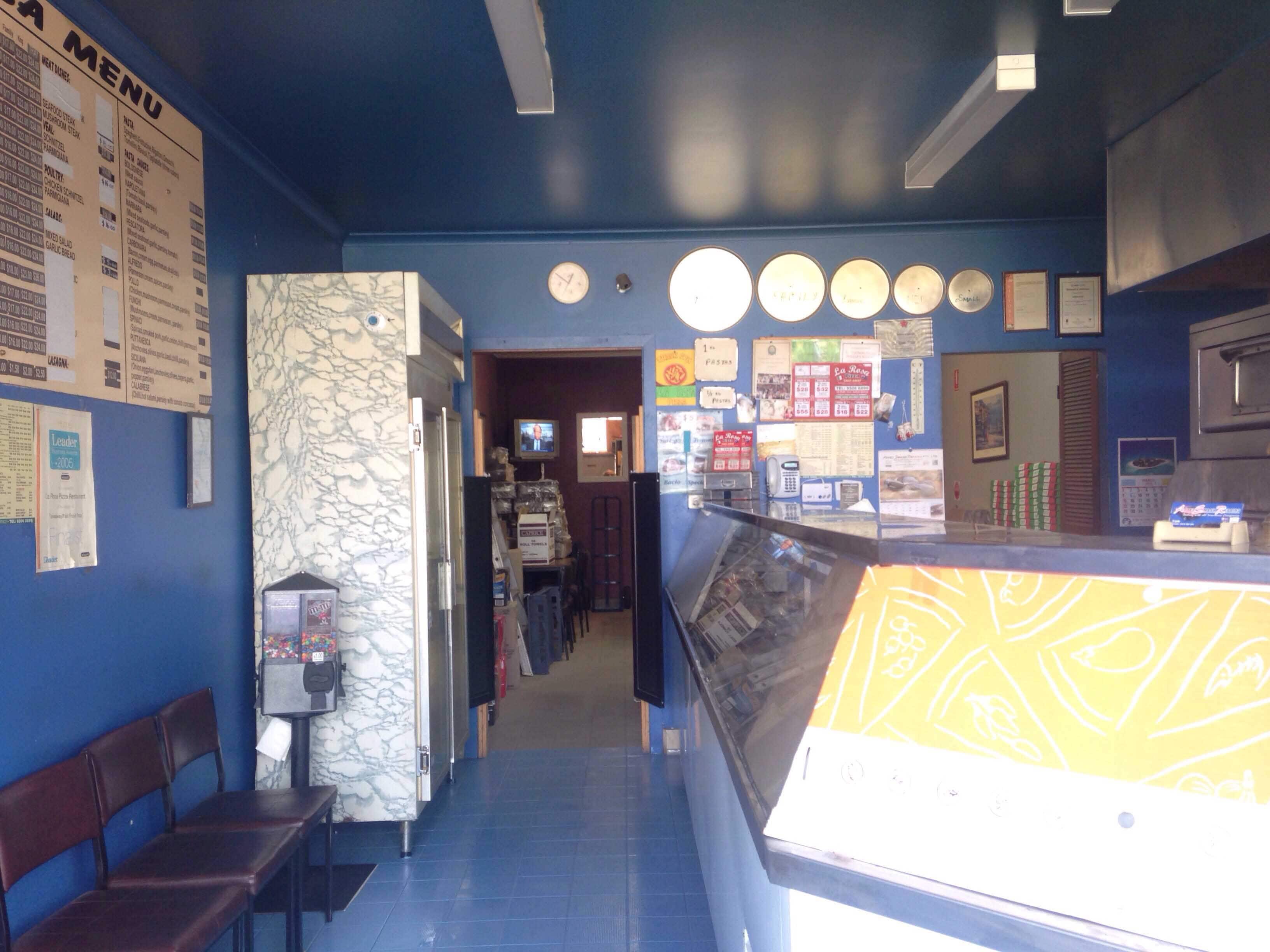 Menu of La Rossa Pizzeria, Glenroy & Hadfield, Melbourne