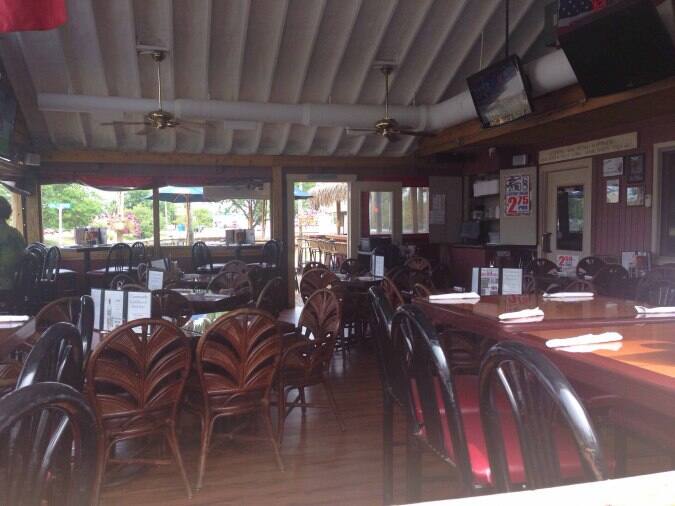 Crossroads Tavern & Eatery Photos, Pictures of Crossroads Tavern