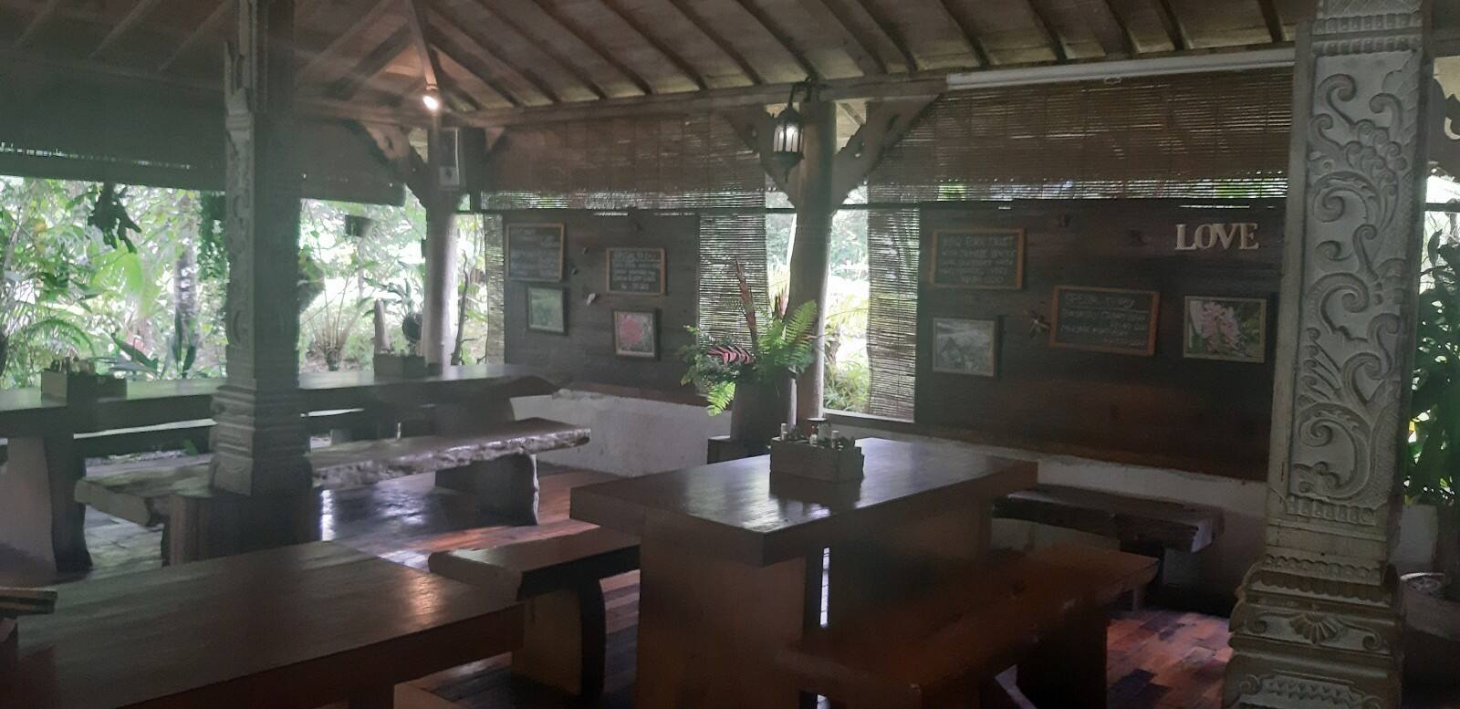 Download Rumah Coklat Bedugul Background