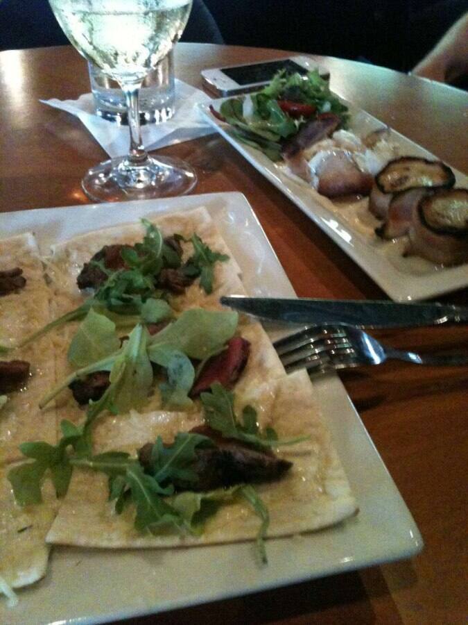 Bin 77 Bistro and Wine Menu, Menu for Bin 77 Bistro and Wine, Essen