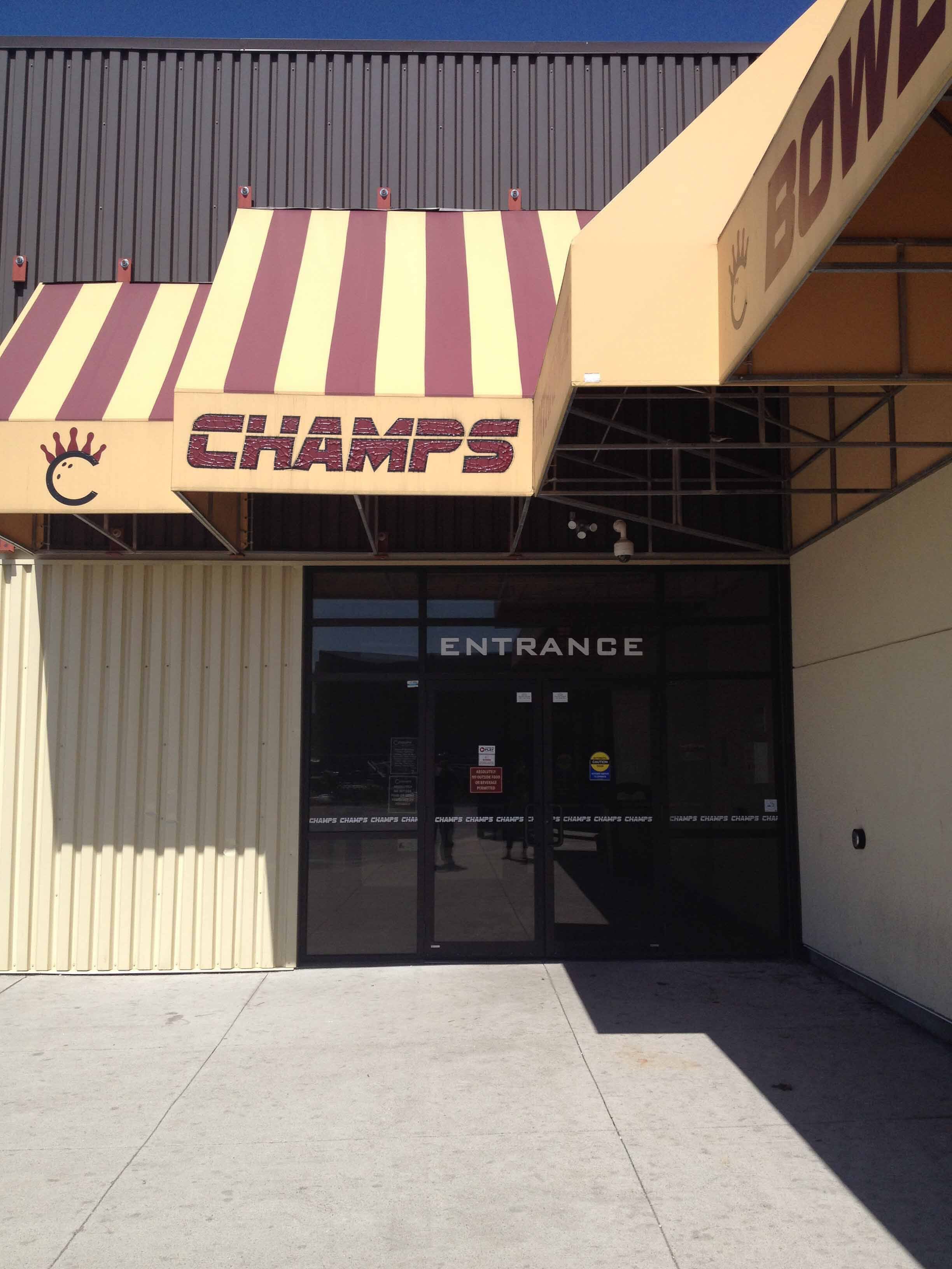 Champs Sports Bar Altoona Pa - vhh15km