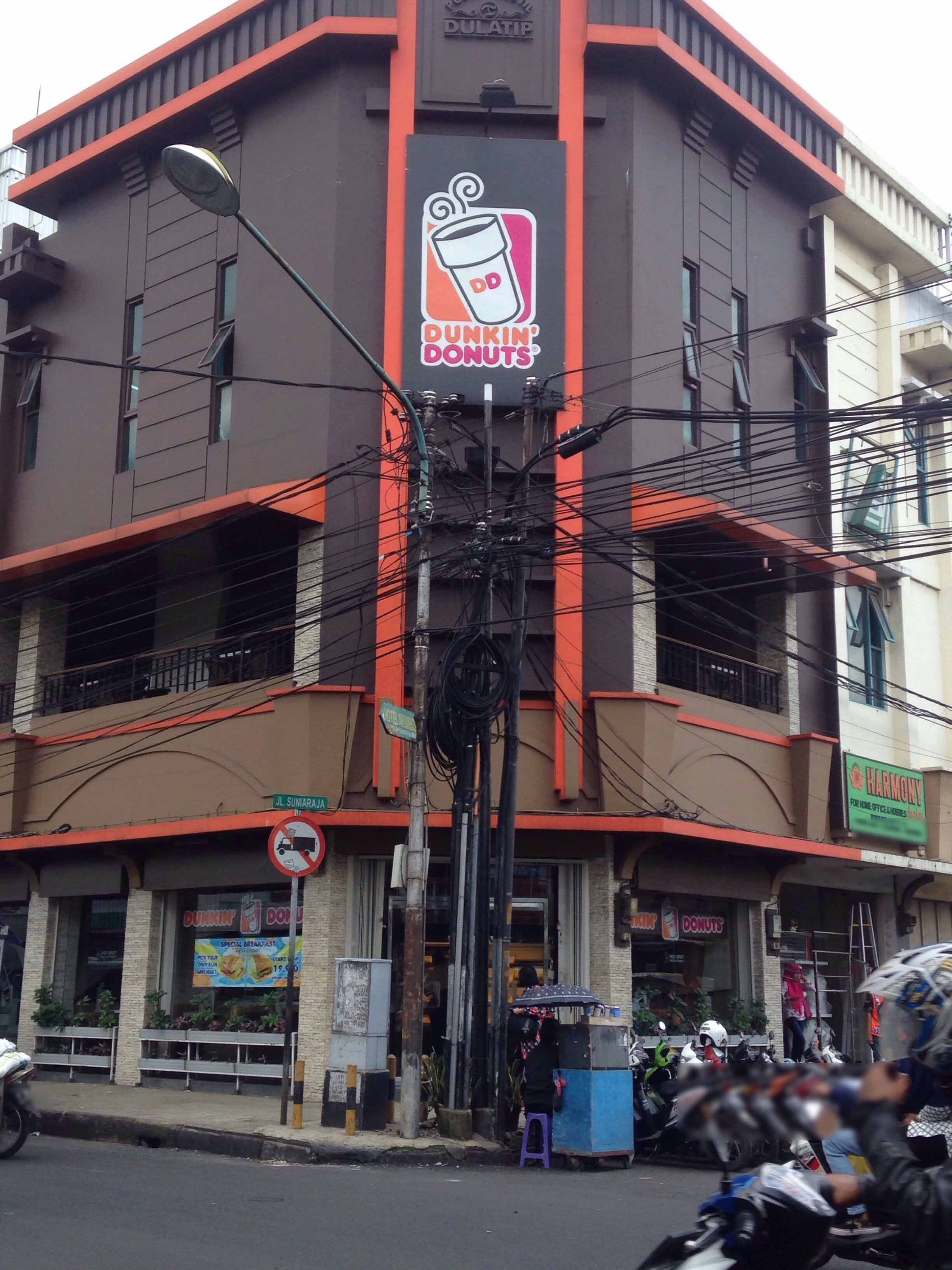 ☑ 24 hour dunkin donuts maine