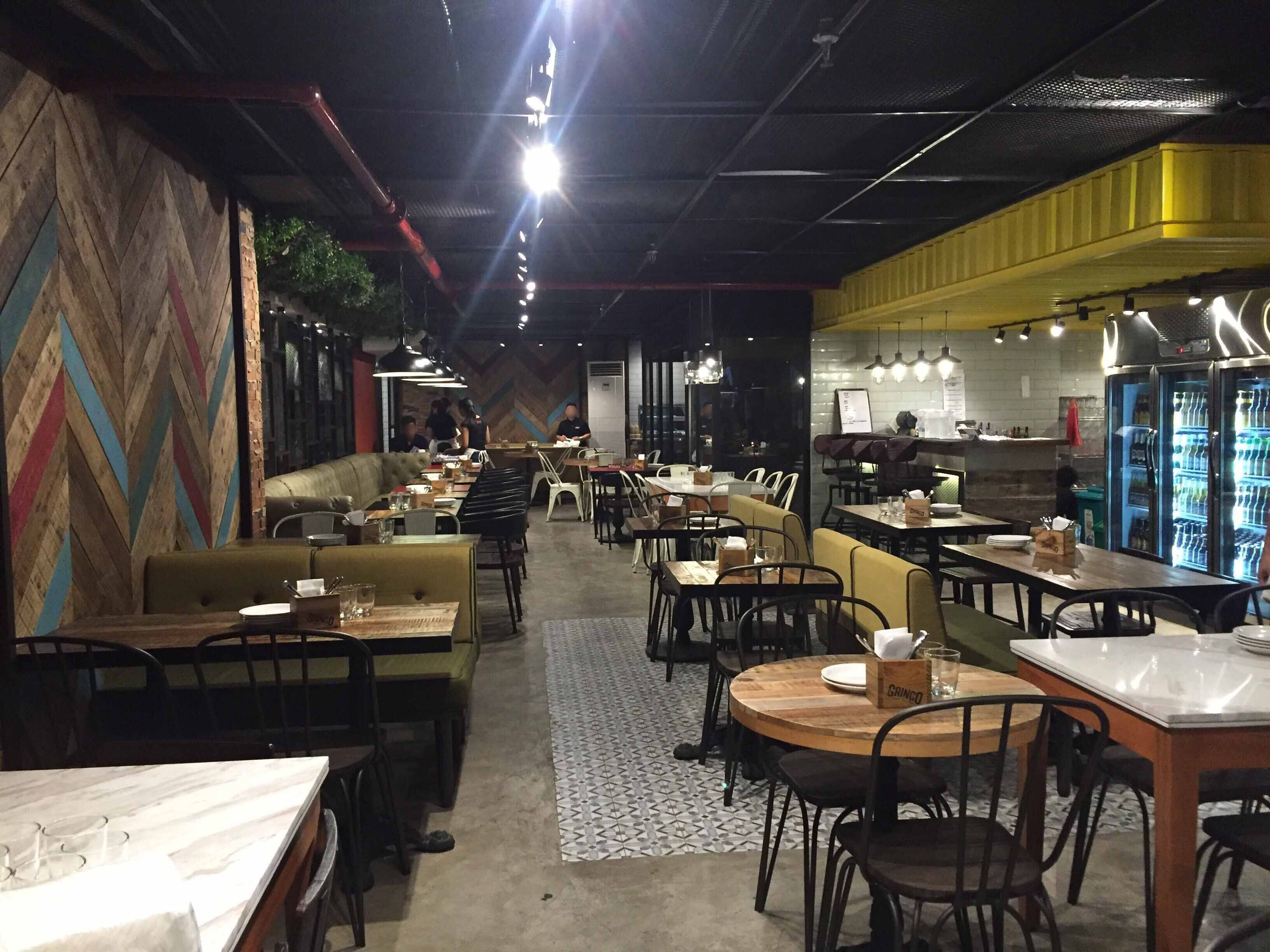 gringo makati legaspi ambience