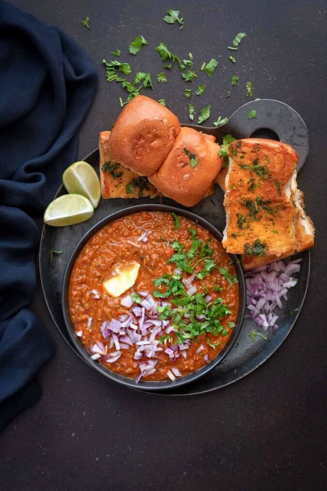 Eat Eroo - Bombay Vada Pav