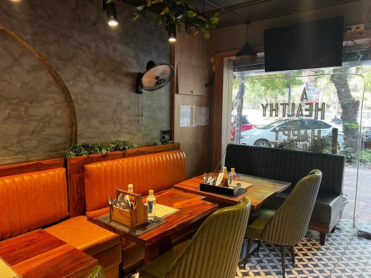 Restaurant image