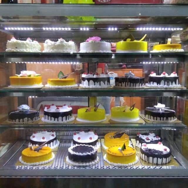 The Cake Point, New Delhi, 173 pkt-2 Pashichmpuri - Restaurant reviews