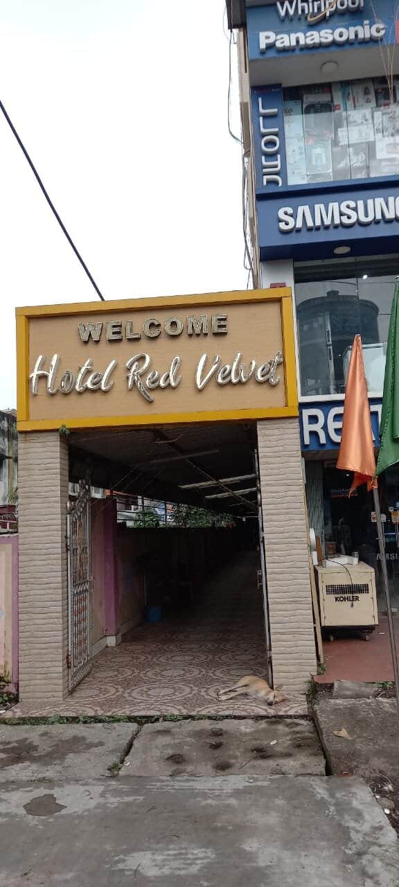 Hotel Red Velvet, Naihati order online Zomato