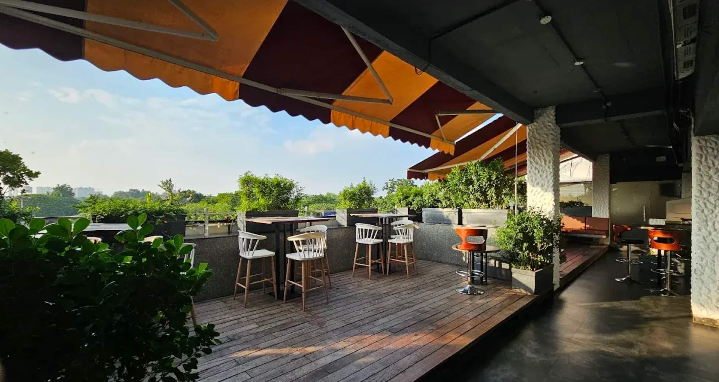 Restaurant image