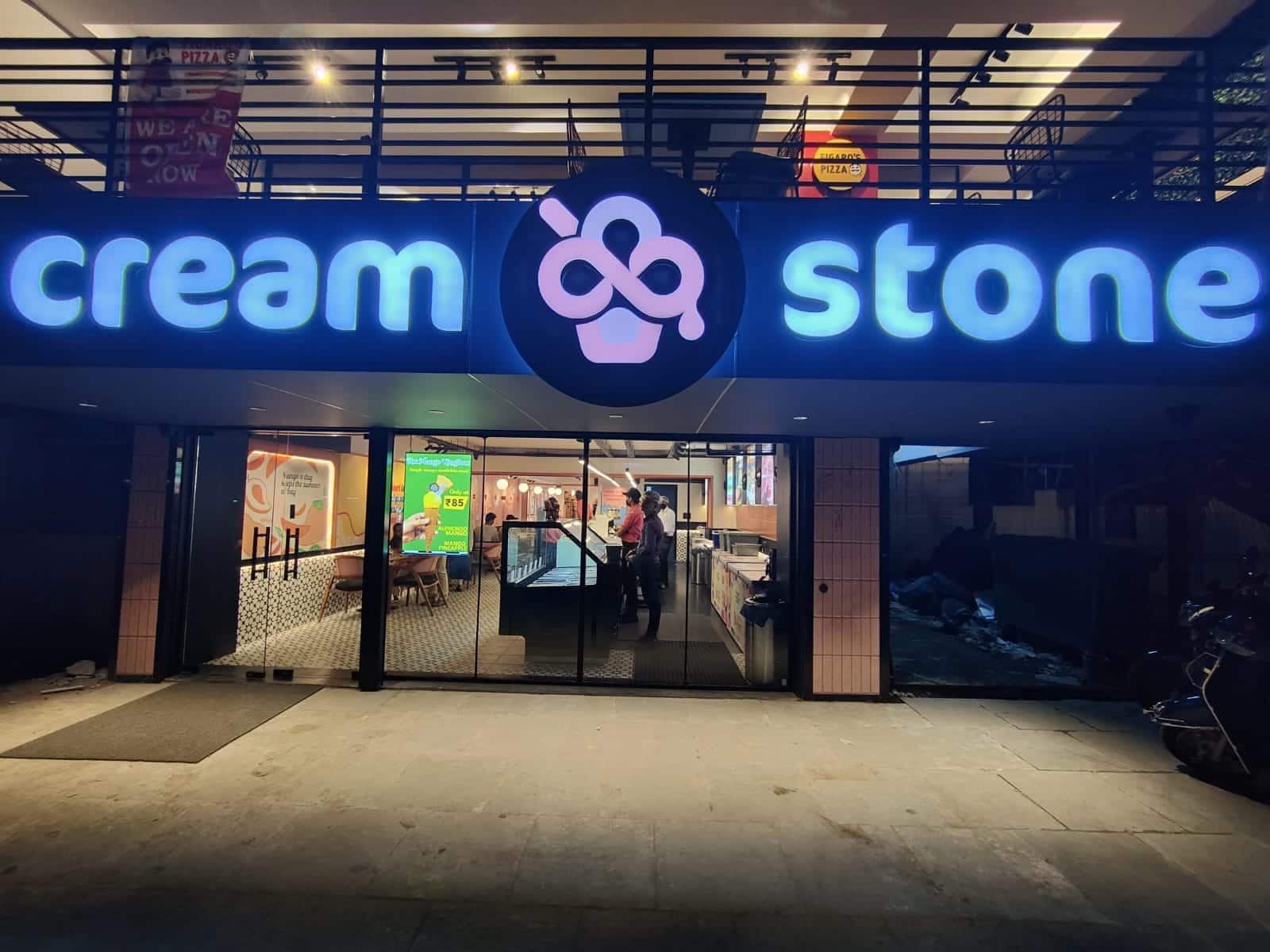 Book table and online reservation at Cream Stone, Kondapur, Hyderabad