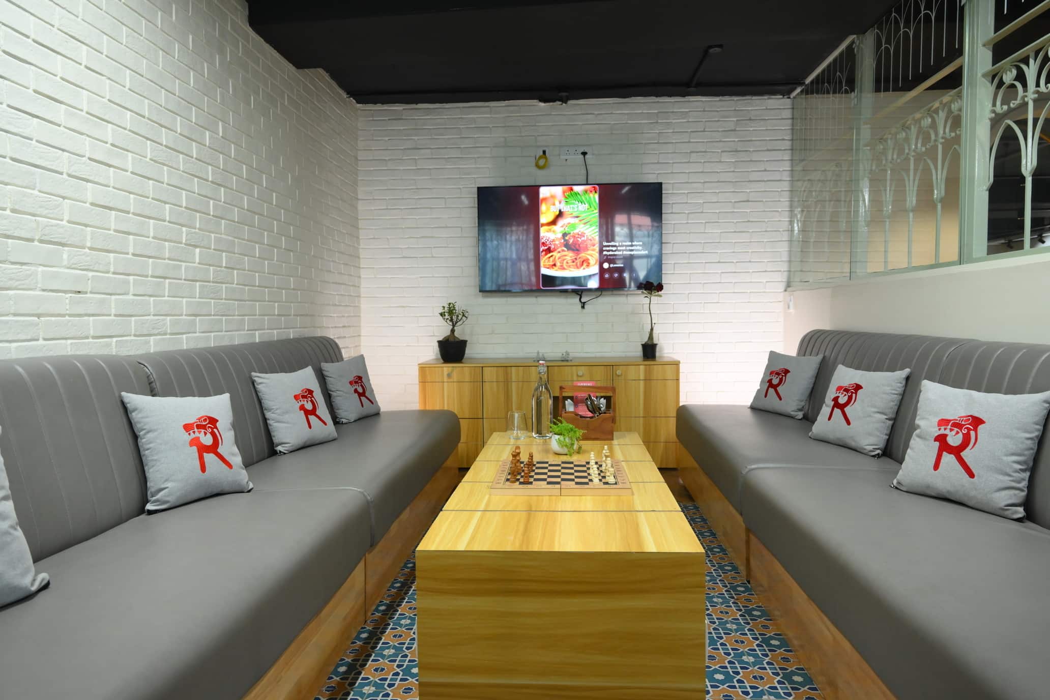 coffee places near me, cafe nearby, coffee house near me, cafes with wifi, coffee places - Lemerian Workin Cafe - img1
