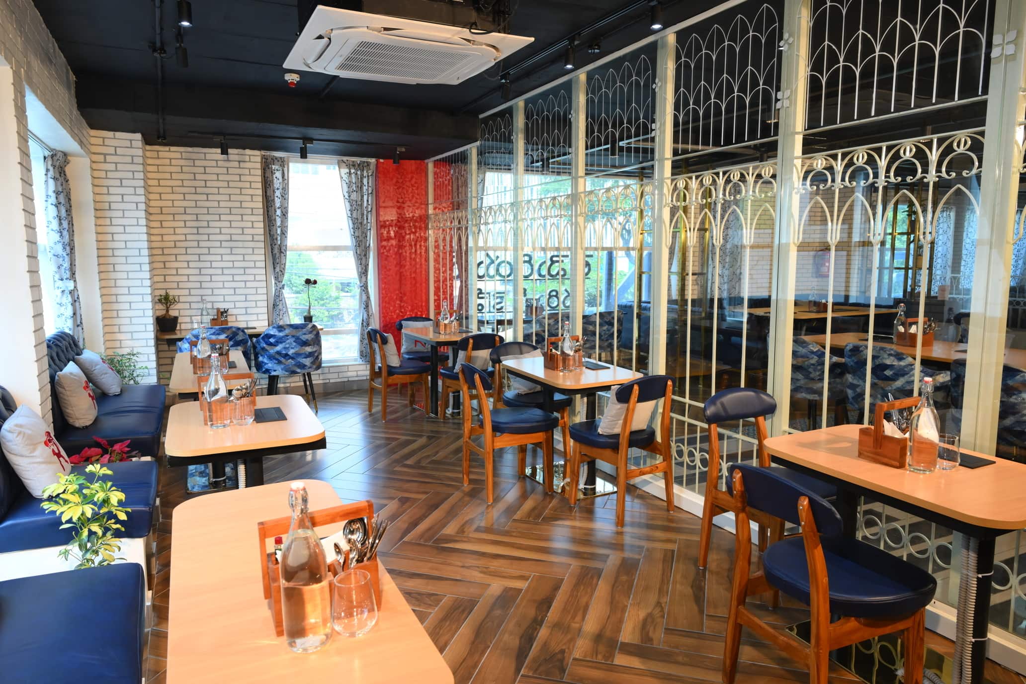 coffee places near me, cafe nearby, coffee house near me, cafes with wifi, coffee places - Lemerian Workin Cafe - img4