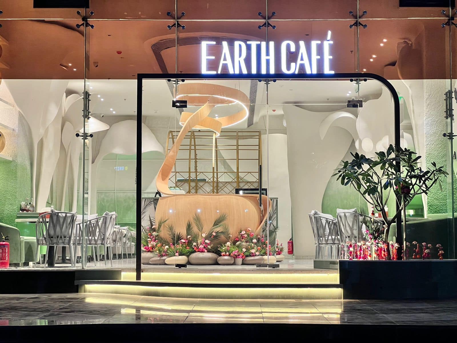 Restaurant image