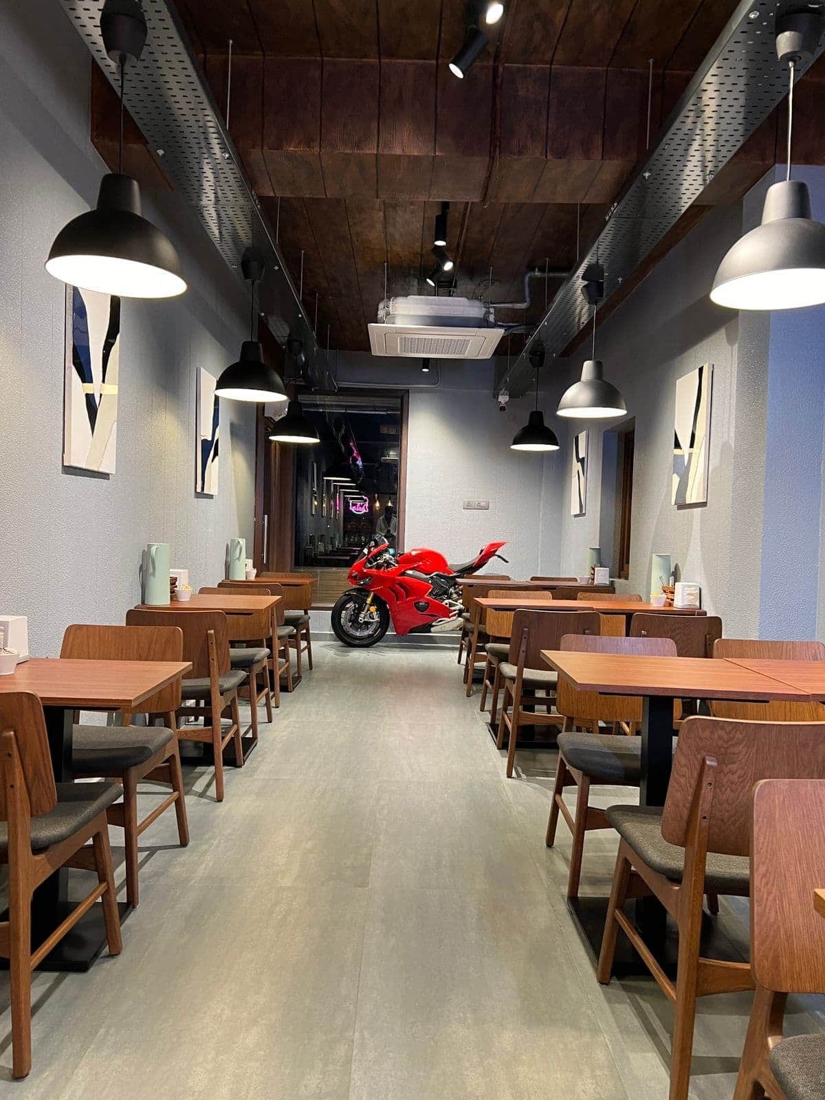 pet friendly places, pet friendly cafes, pet friendly dining, dog friendly restaurants, dog friendly cafes - Pronto The Coffee People - img1