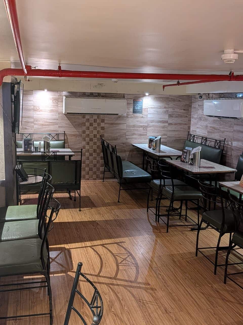 Restaurant image